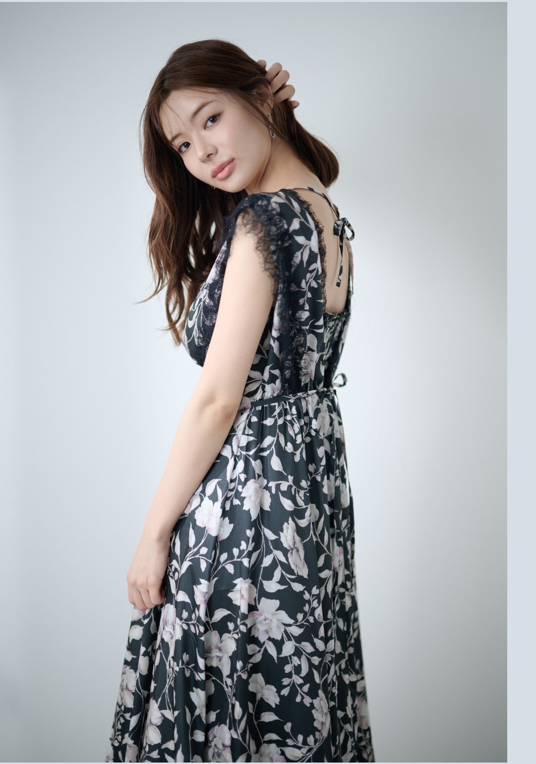 August COLLECTION_style1-4