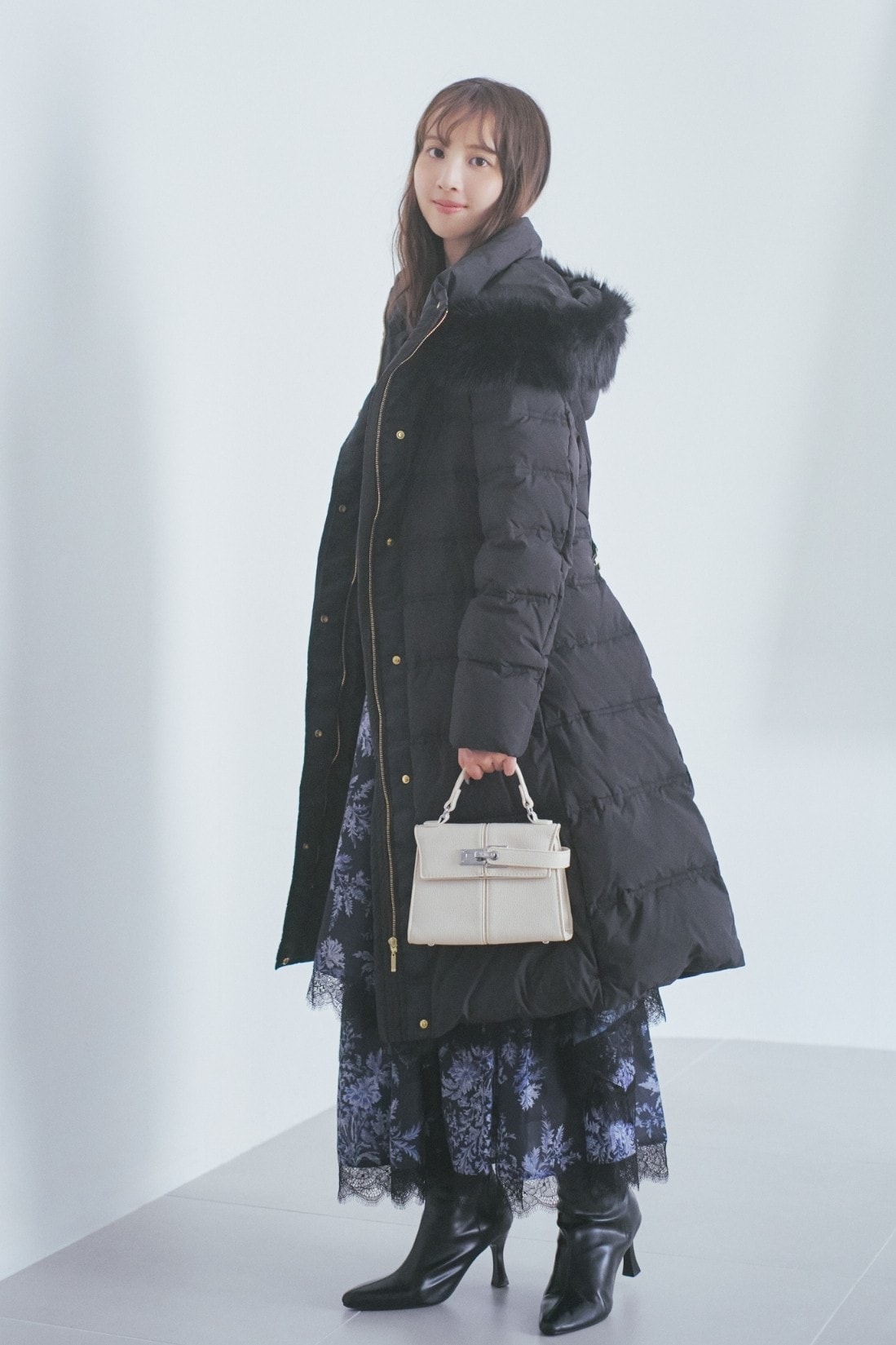 August COLLECTION_style5-2