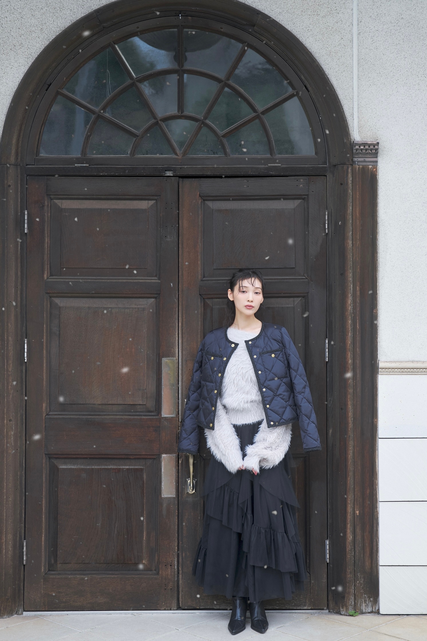a winter dressed in Light_style3-4