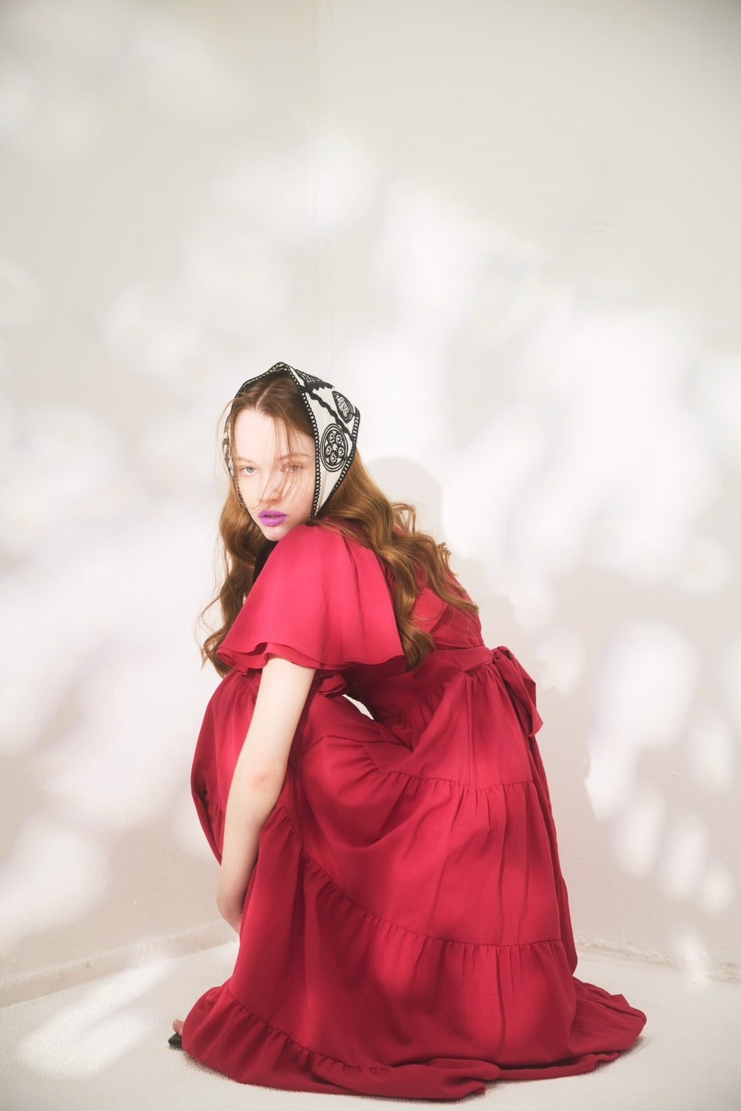 【And Couture】ギャザーVネックティアードワンピース