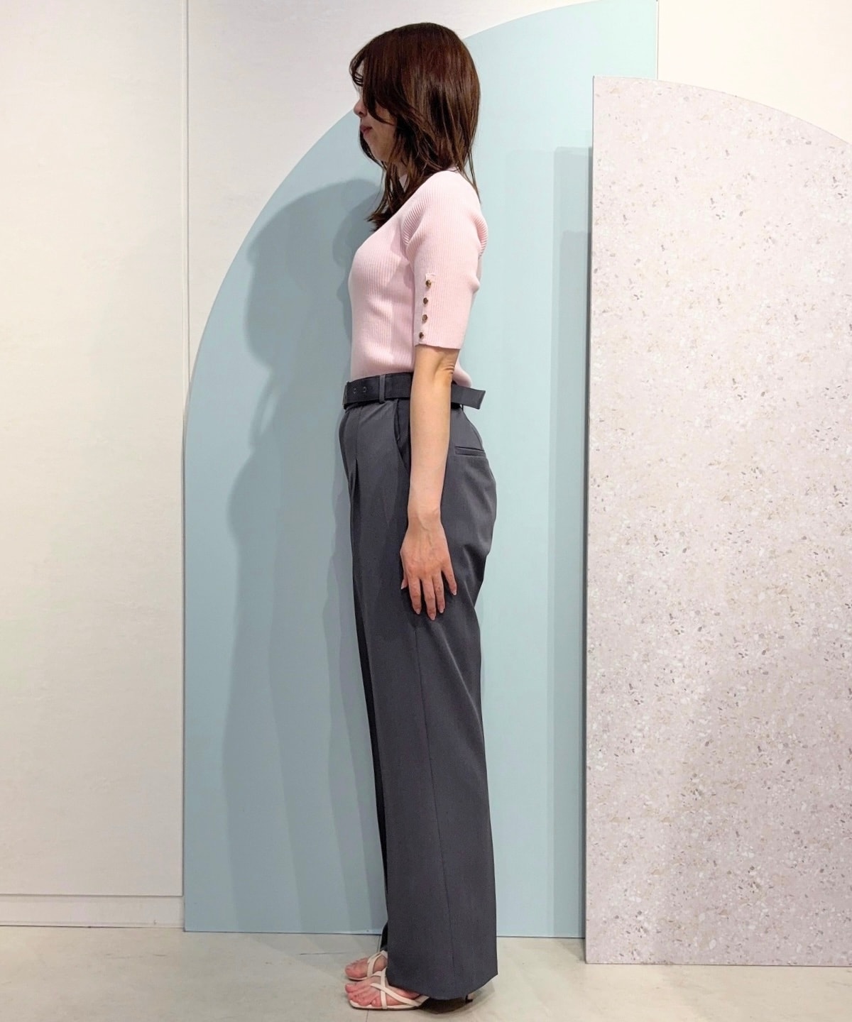 センタープレスストレートパンツ