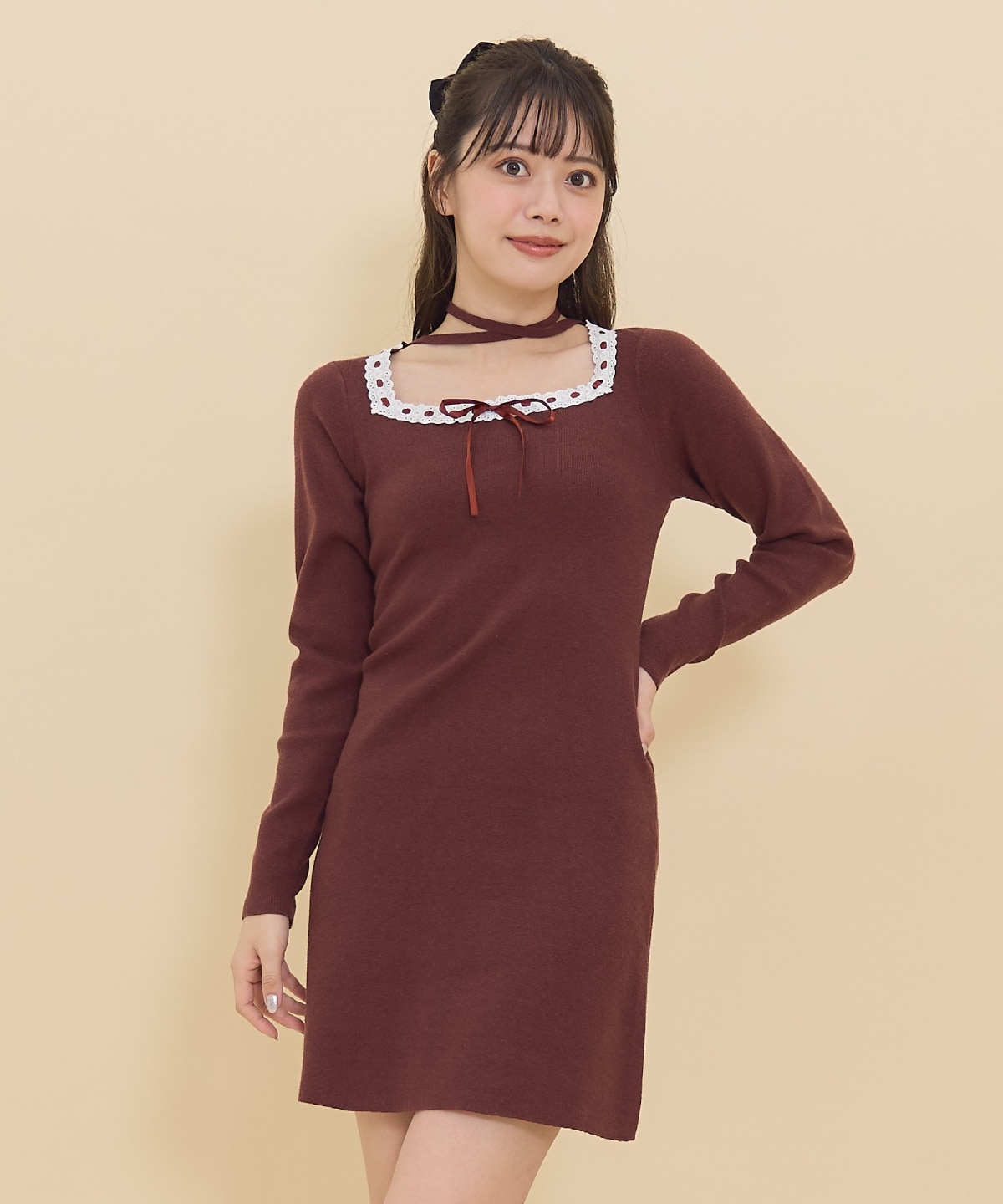 レーストリミングニットワンピース