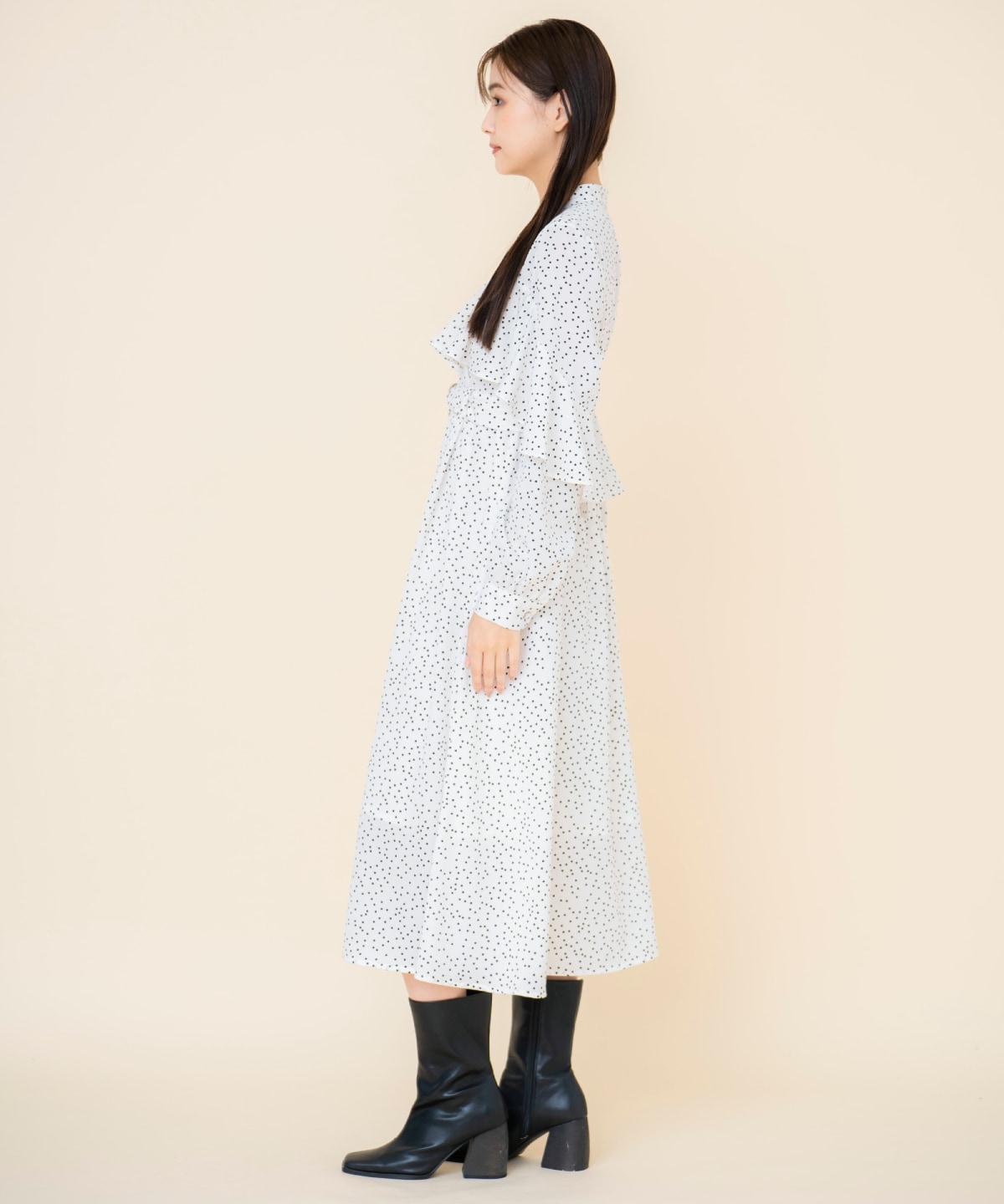 ケープフリルワンピース