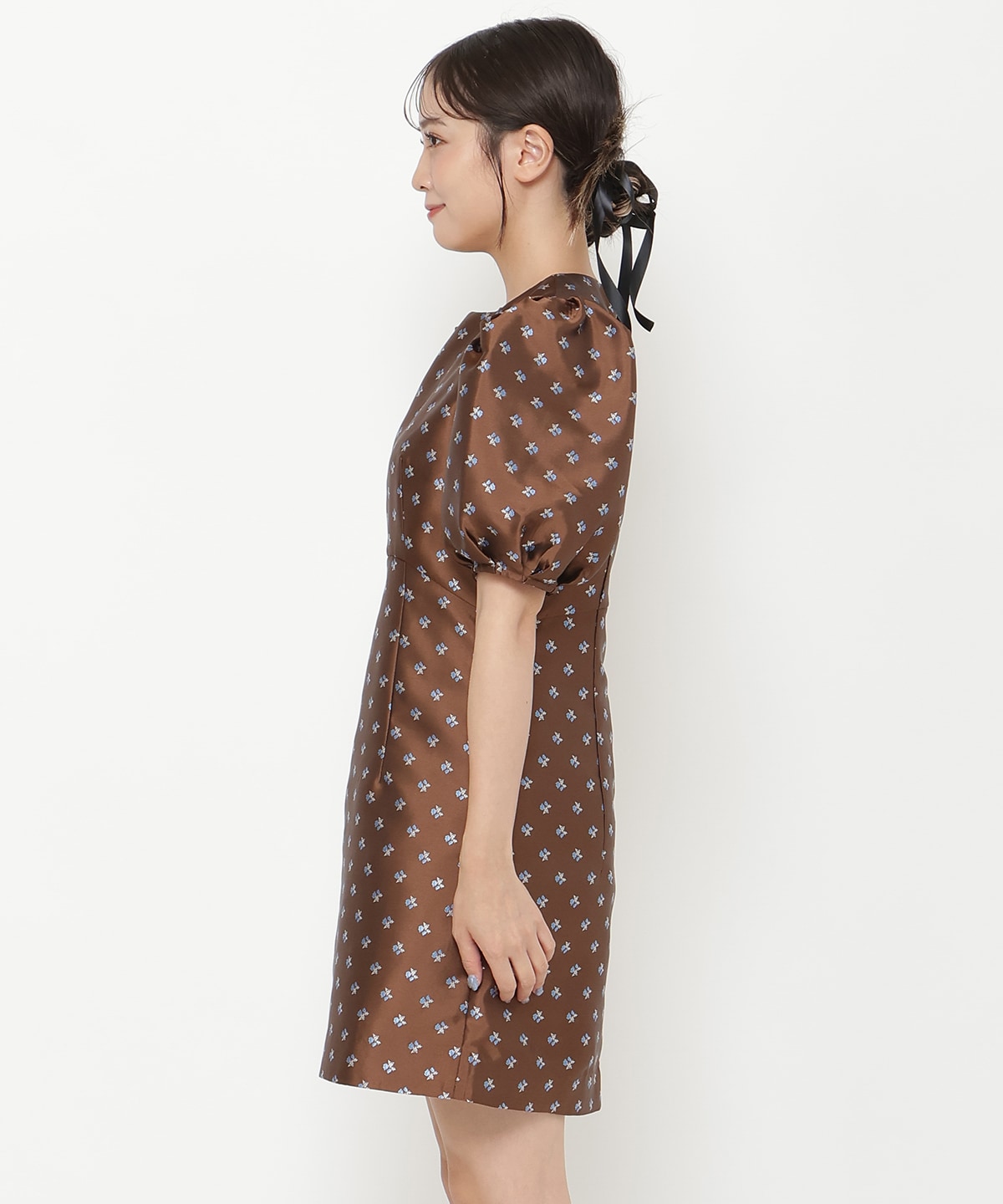 ジャガードフラワーミニワンピース