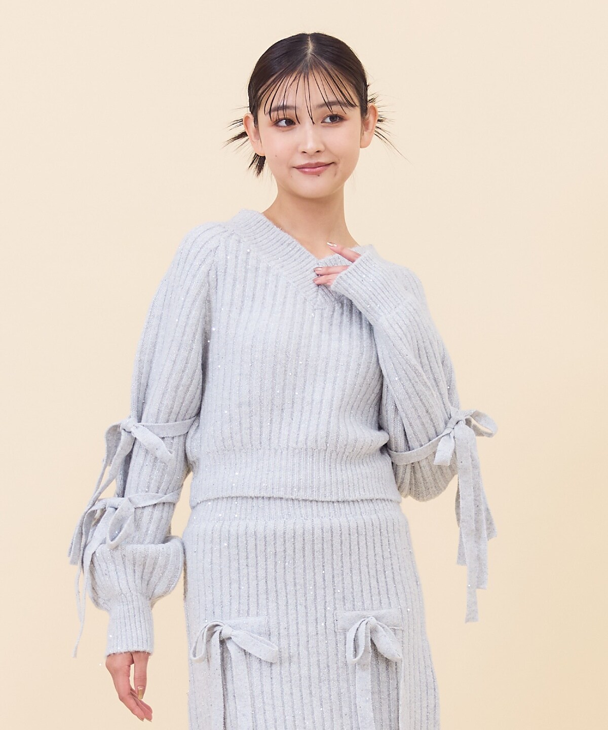 【セットアップ可能】ラメスパンコールダブルリボンニット