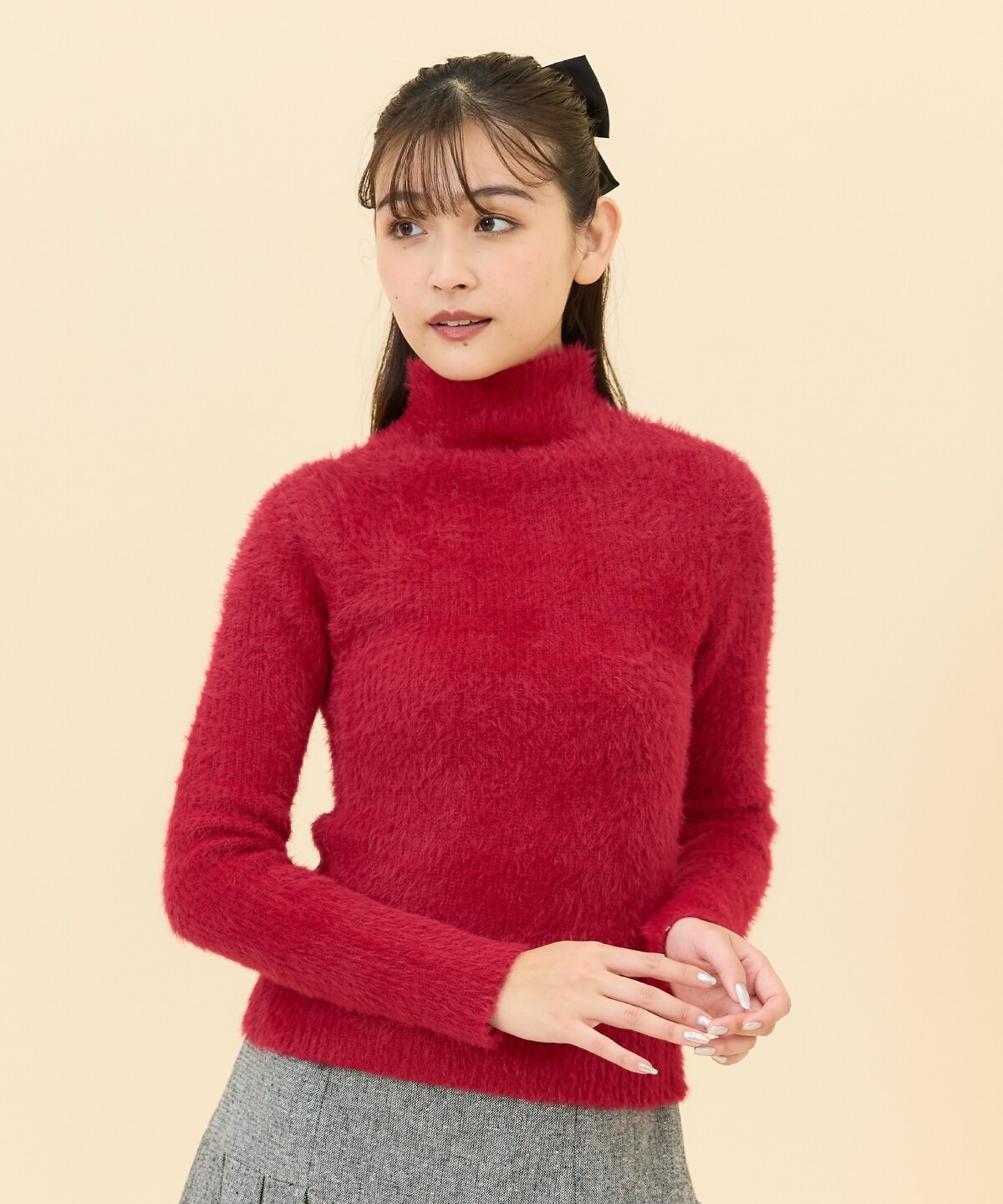 ハイネックフェザーニット