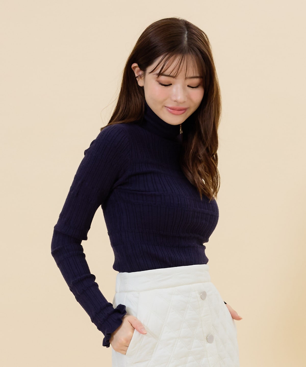 デザインリブタートルニット