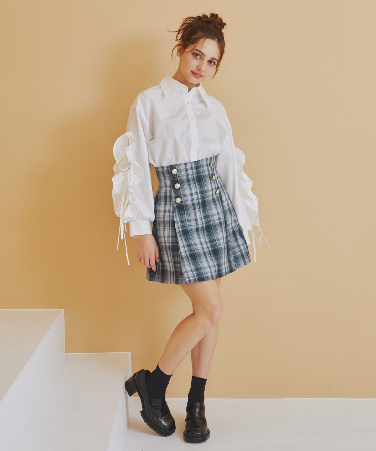 カットオフフリルリボンシャツ