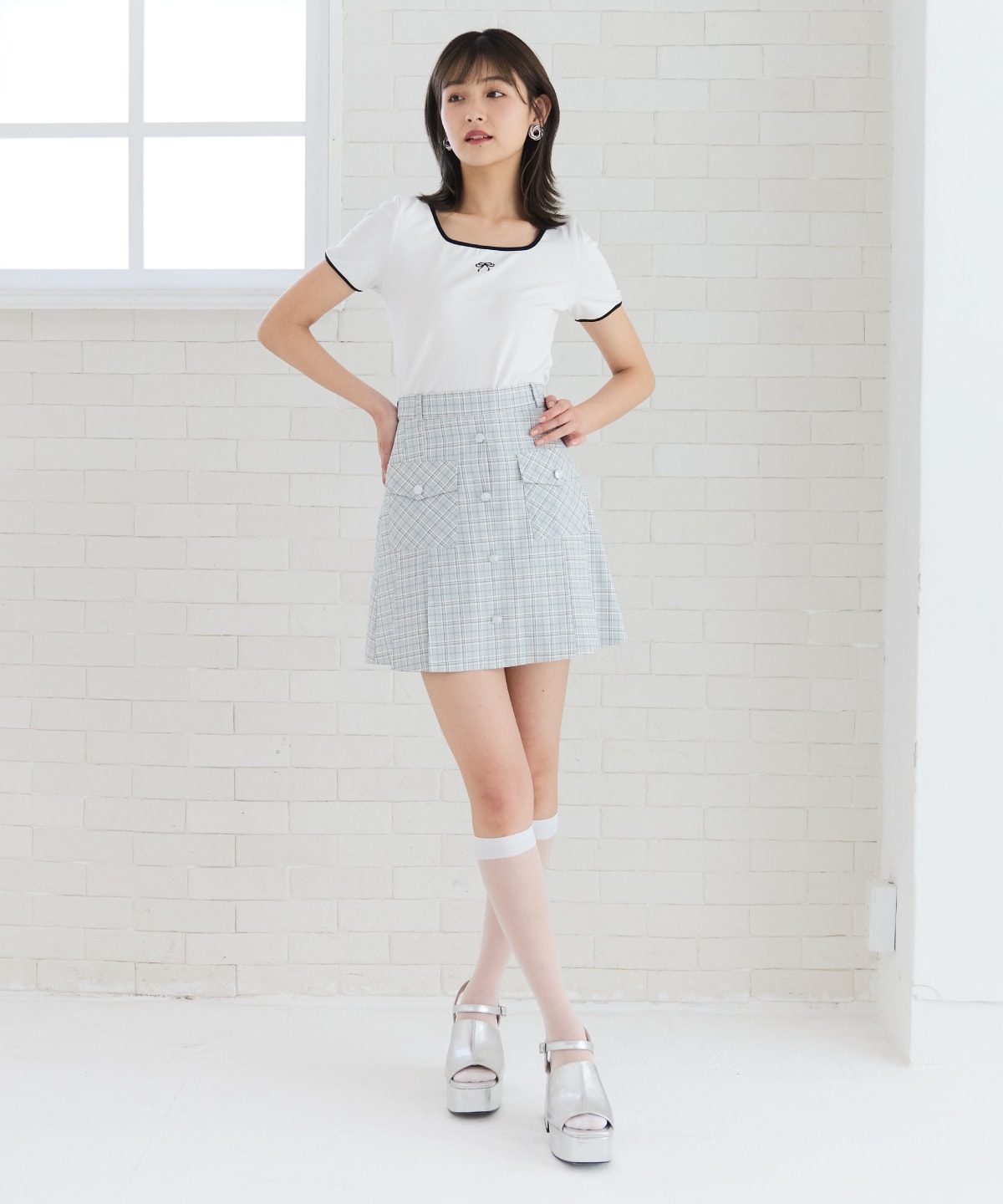 フロントボタンチェックミニスカート