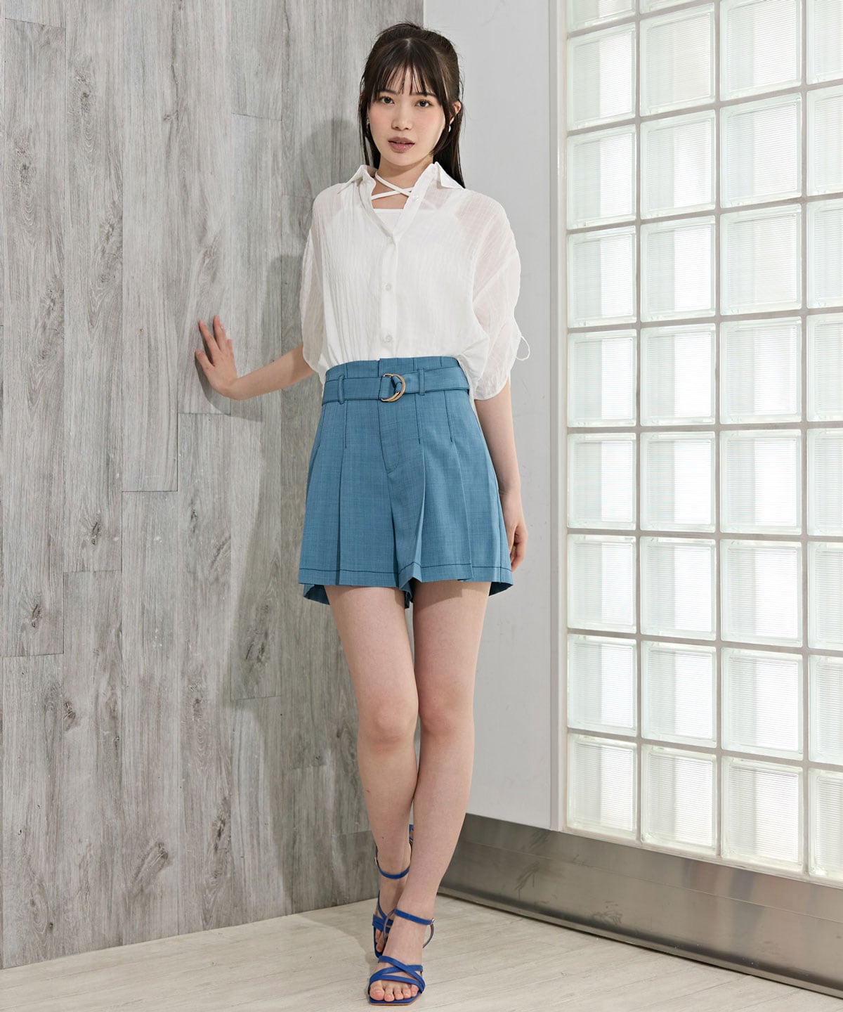 配色ステッチハイウエストタックショートパンツ