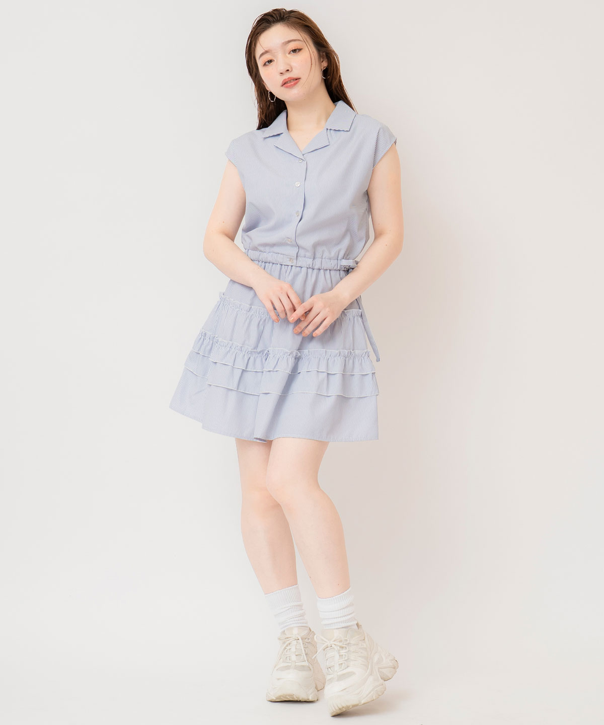 ストライプブラウス×ティアードスカートセットアップ