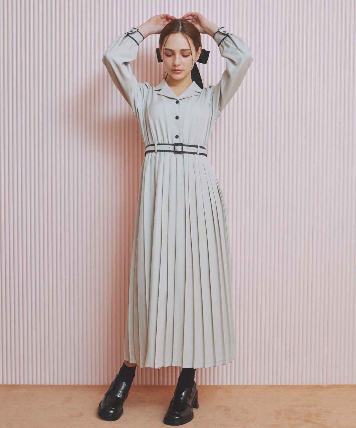 バイカラープリーツシャツワンピース