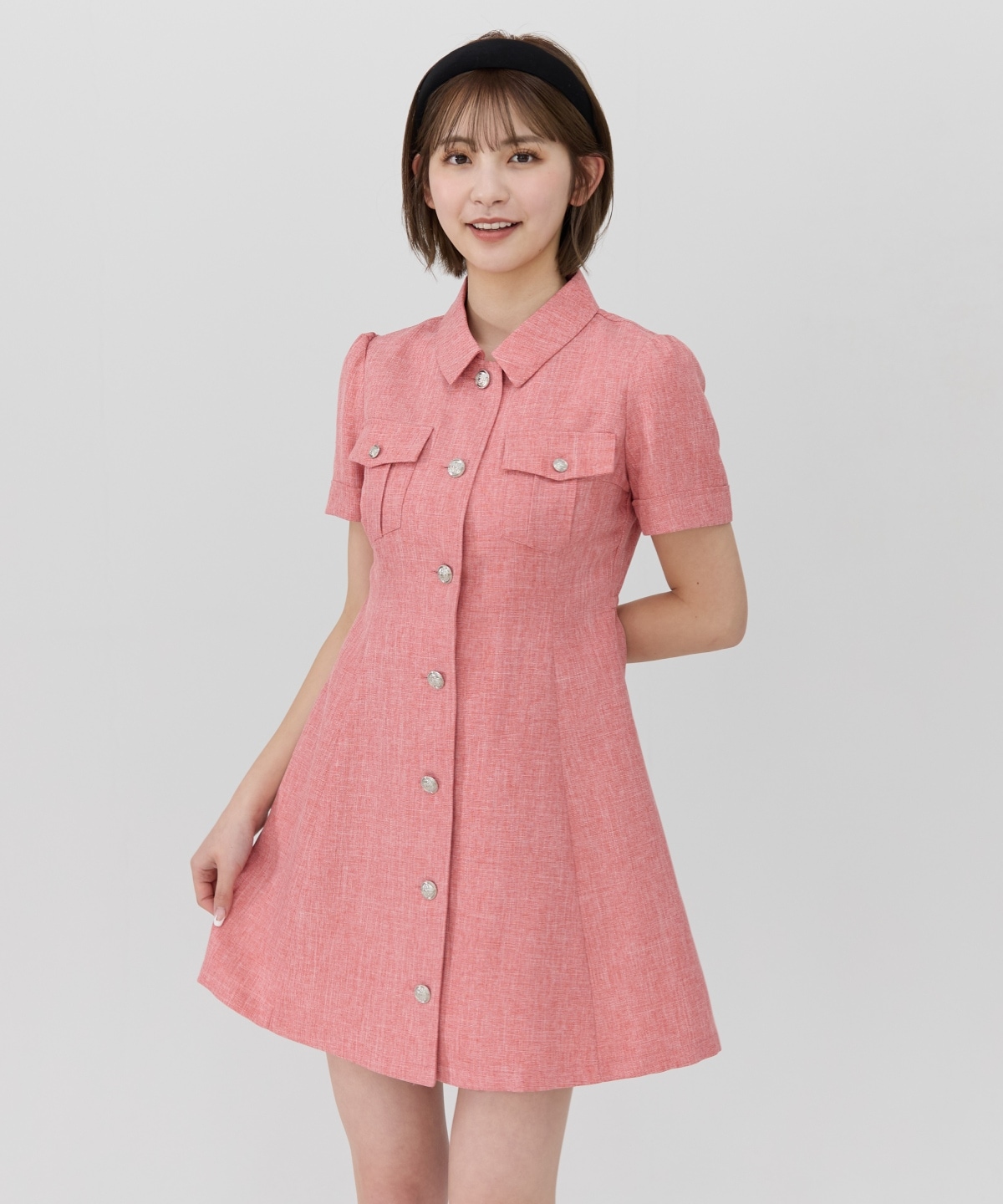 エンブレムボタンシャツワンピース