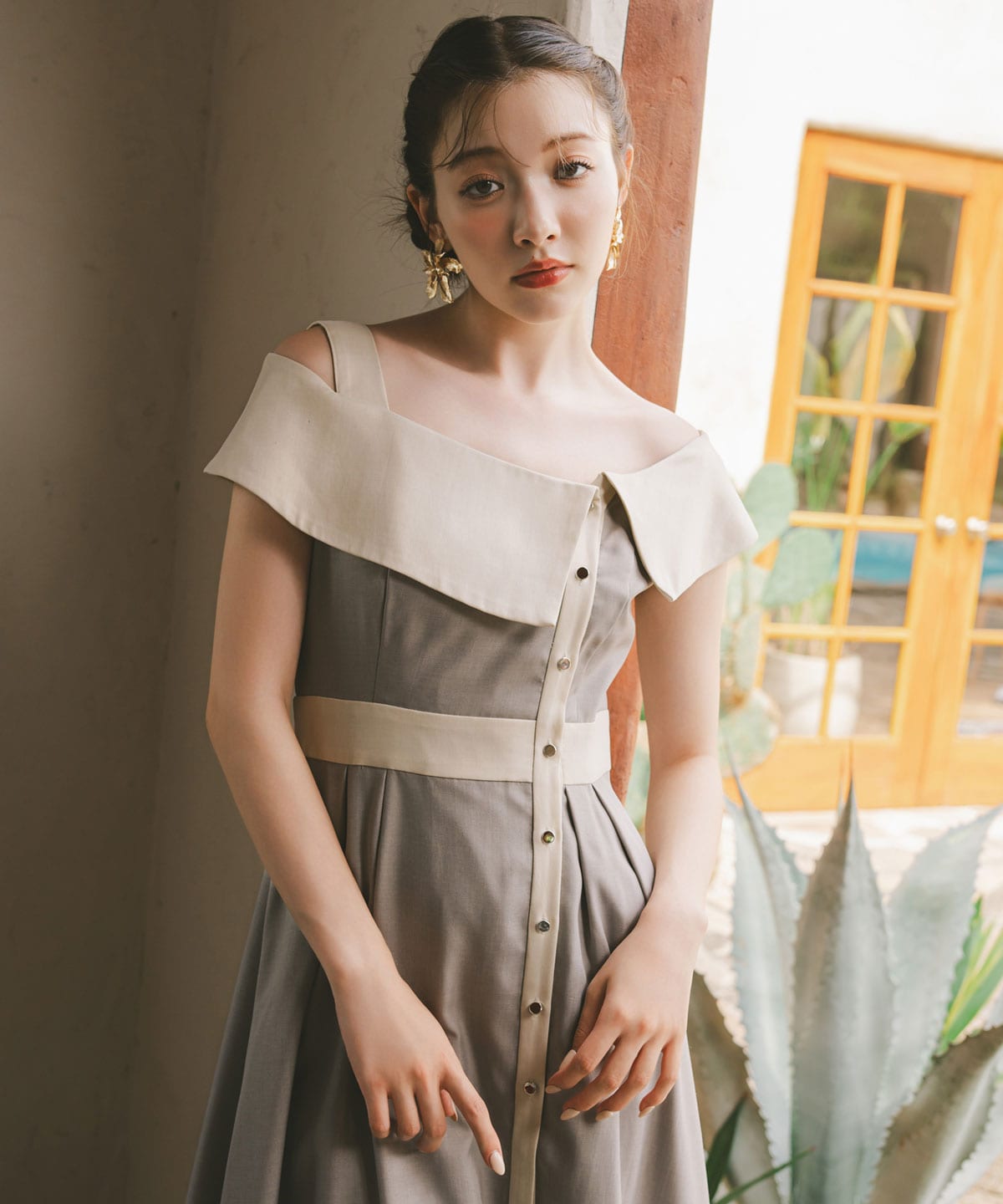 バイカラーアシメショルダーワンピース