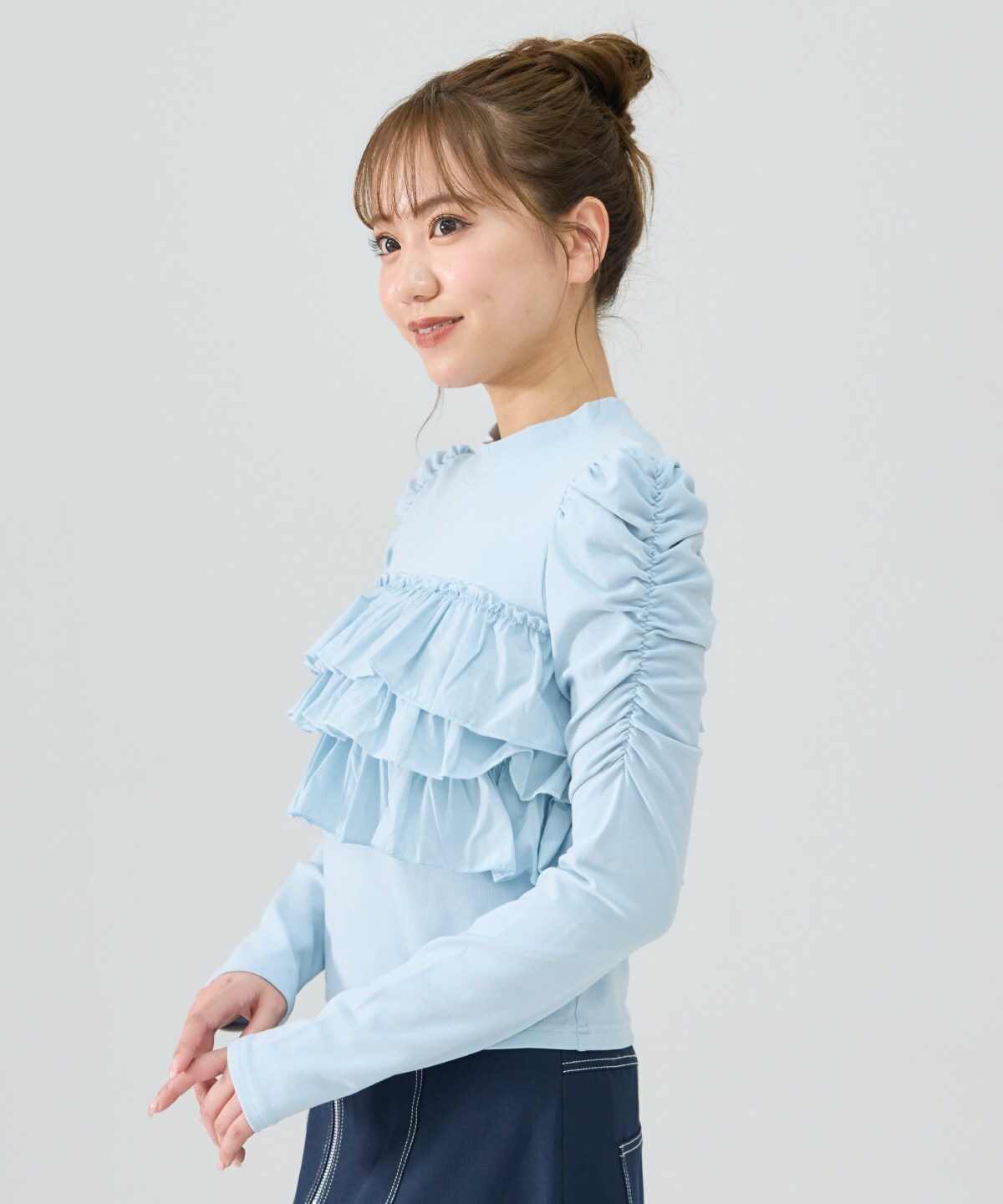 異素材フリルトップス