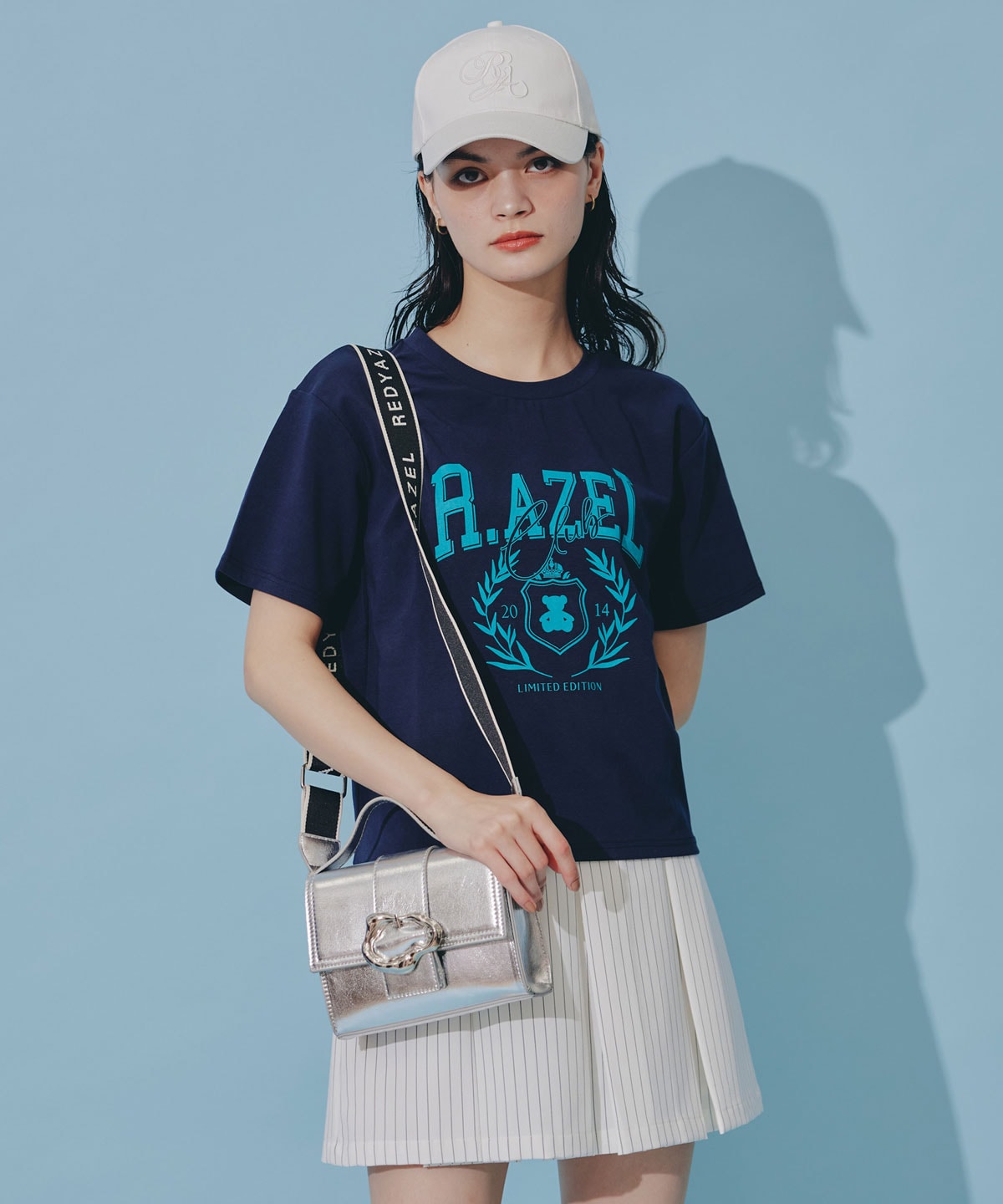 バックルデザインロゴストラップミニバッグ