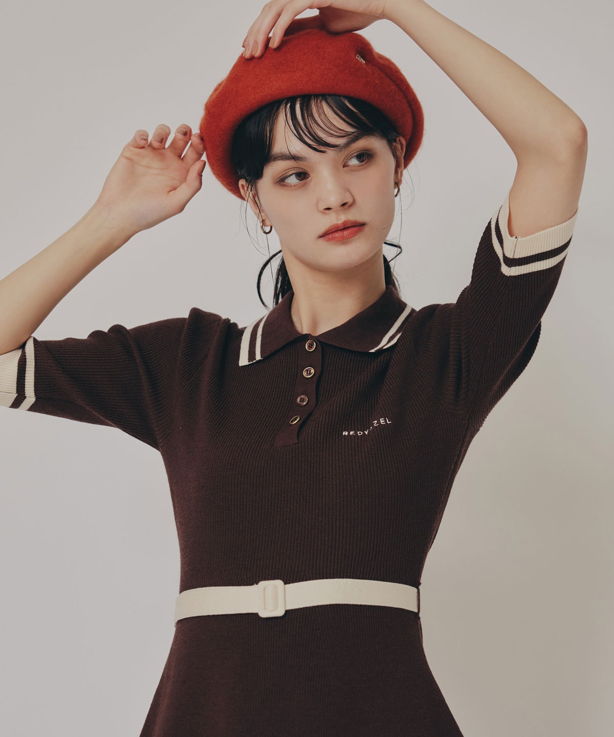 メタルプレートベレー