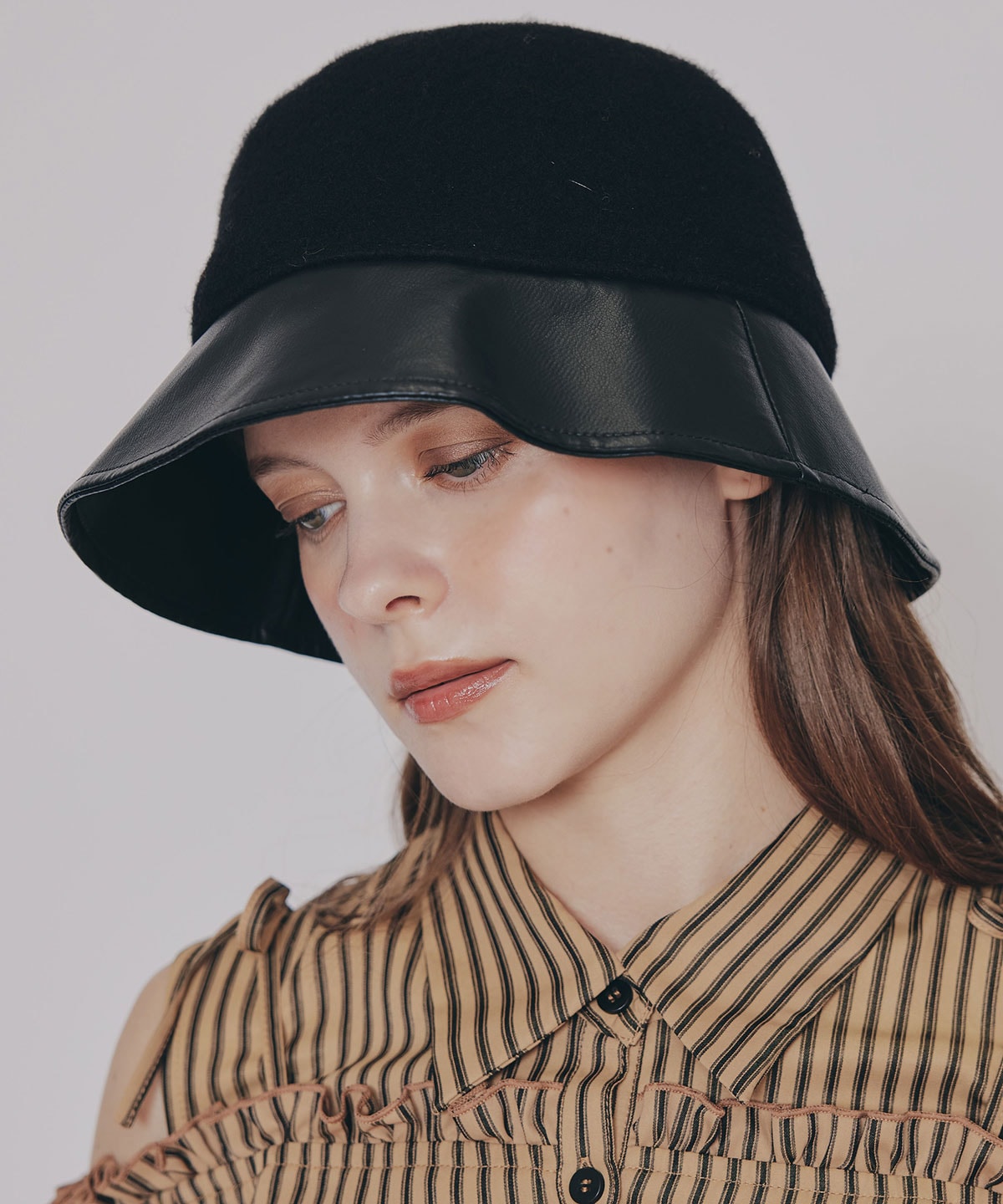 レザーコンビバケットハット