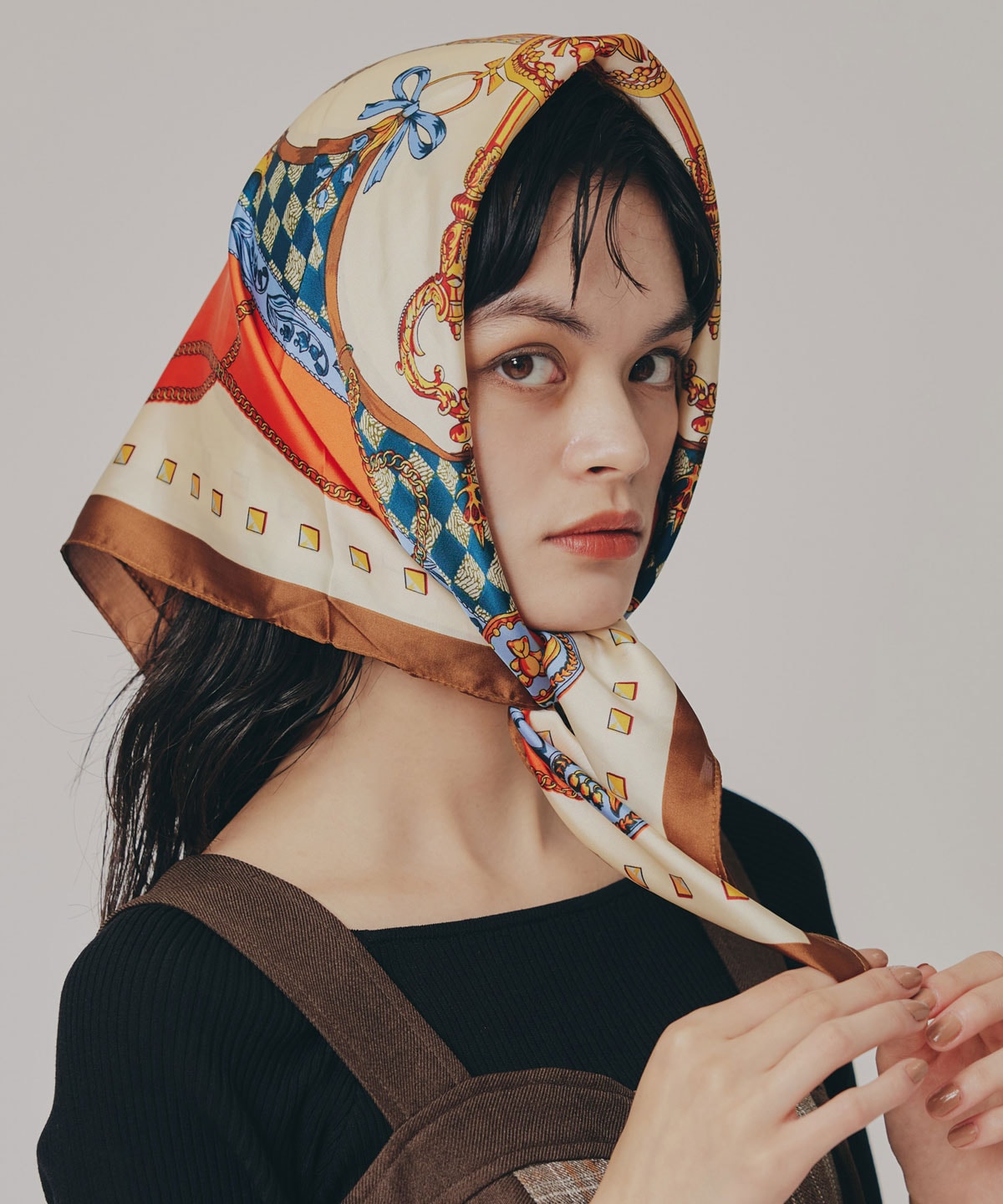 テディベアチェーンスカーフ