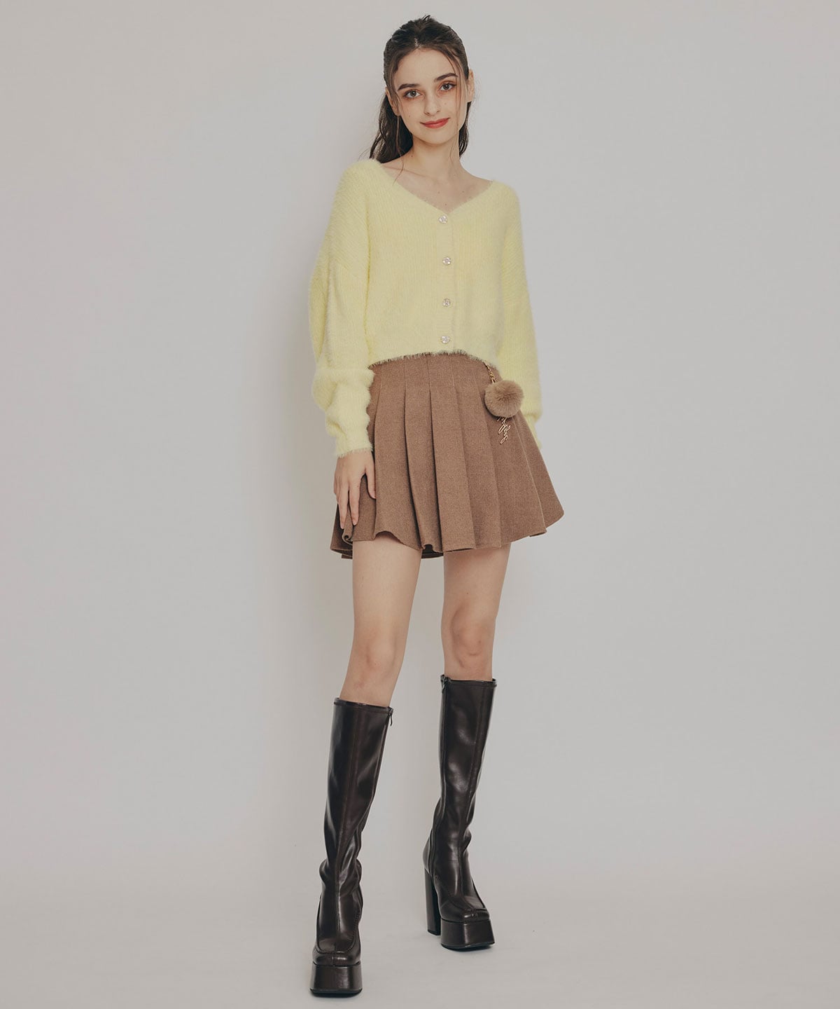 ファーチャームウールライクプリーツミニスカート