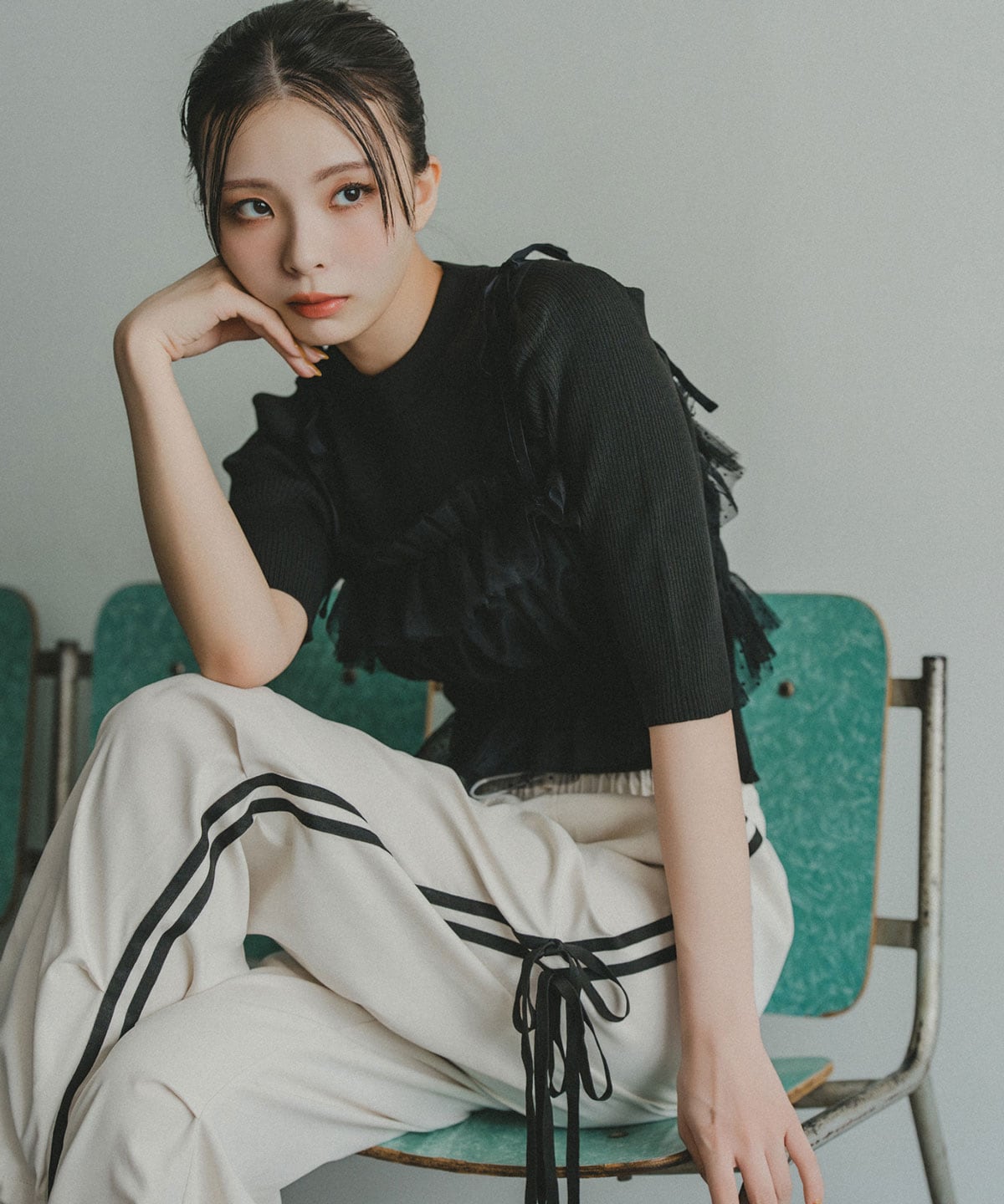 サイドリボンラインパラシュートパンツ