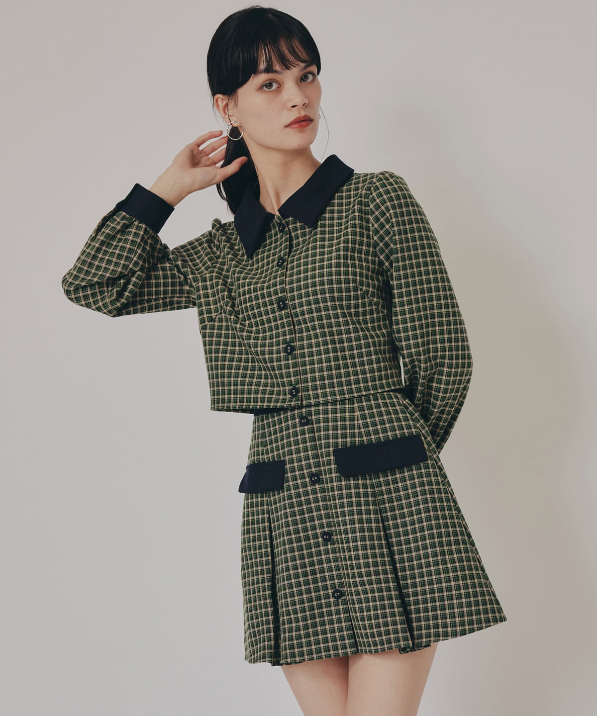 バイカラークラシックチェックブラウス×ミニスカートセットアップ