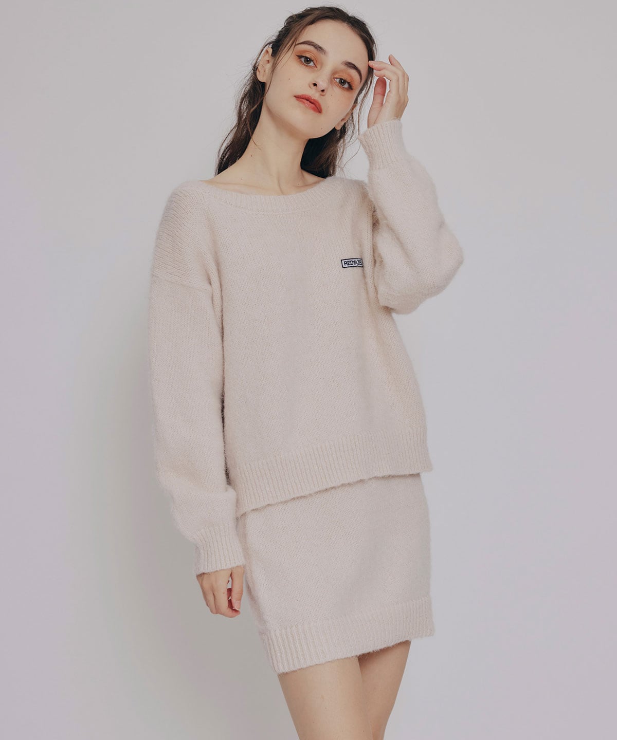 フラッフィニットボーダープルオーバー×タイトミニスカートセットアップ