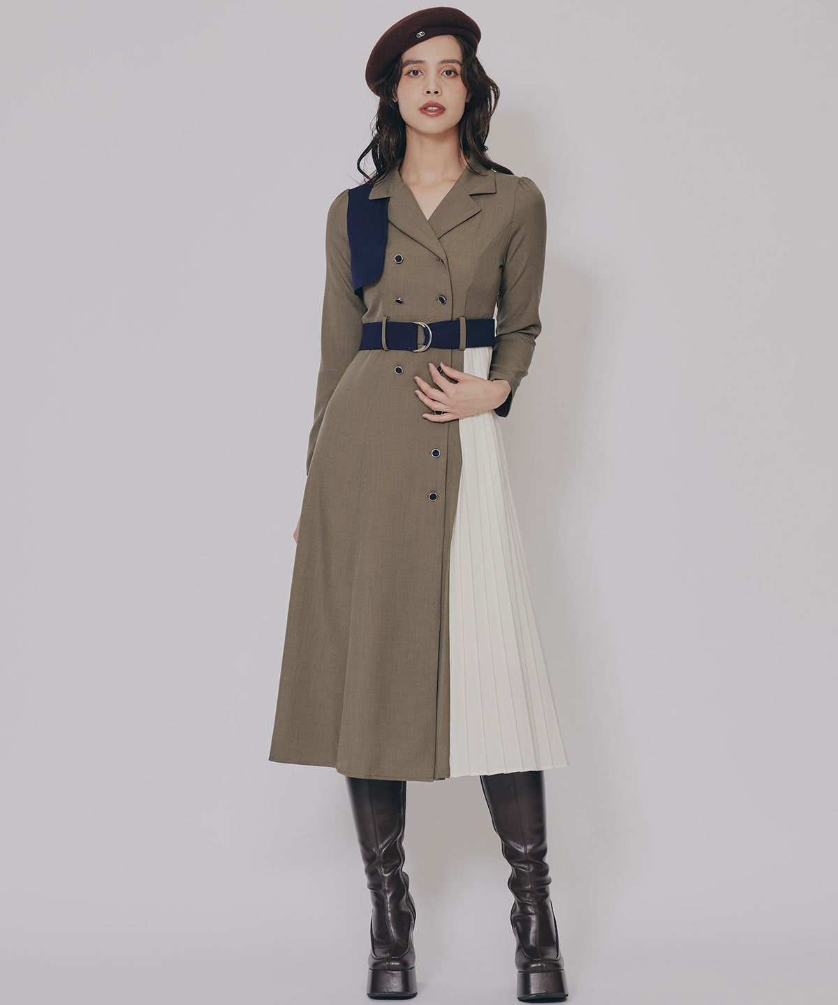 バイカラープリーツトレンチワンピース