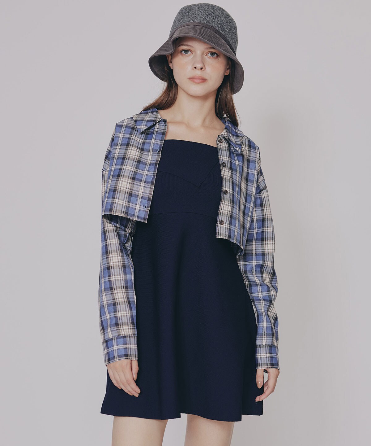 チェックショートシャツ×ニットミニワンピース