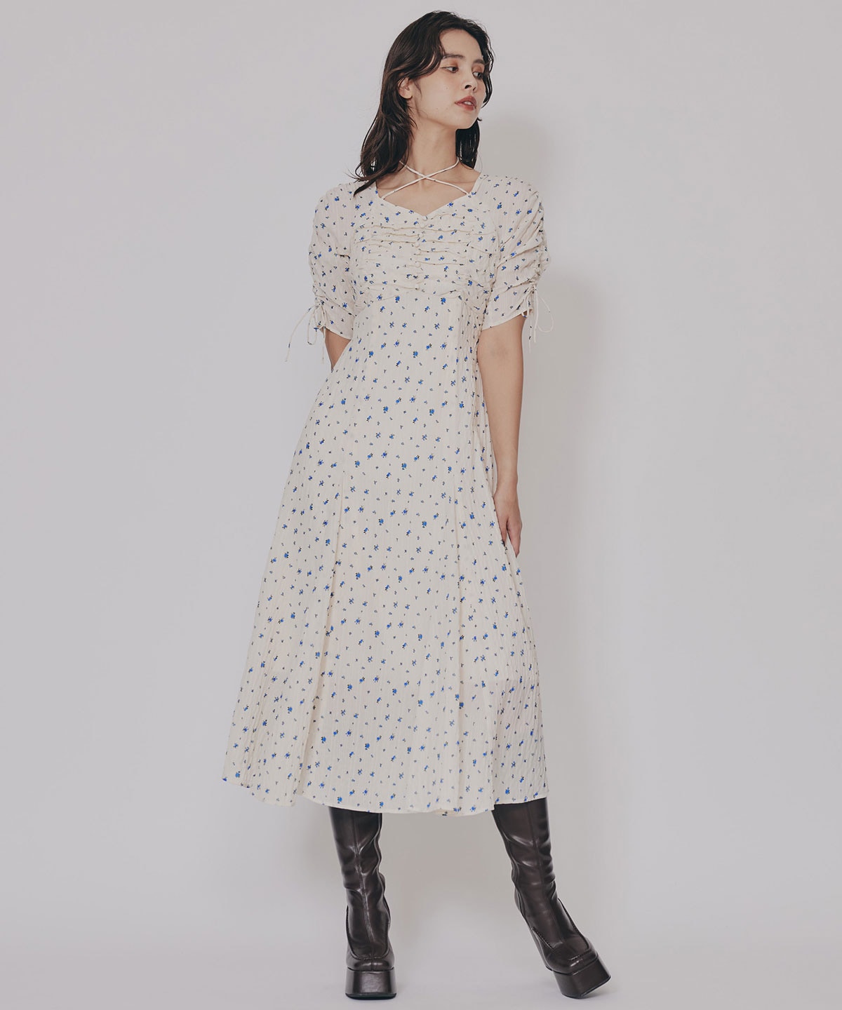 ミニフラワーイレヘムロングワンピース