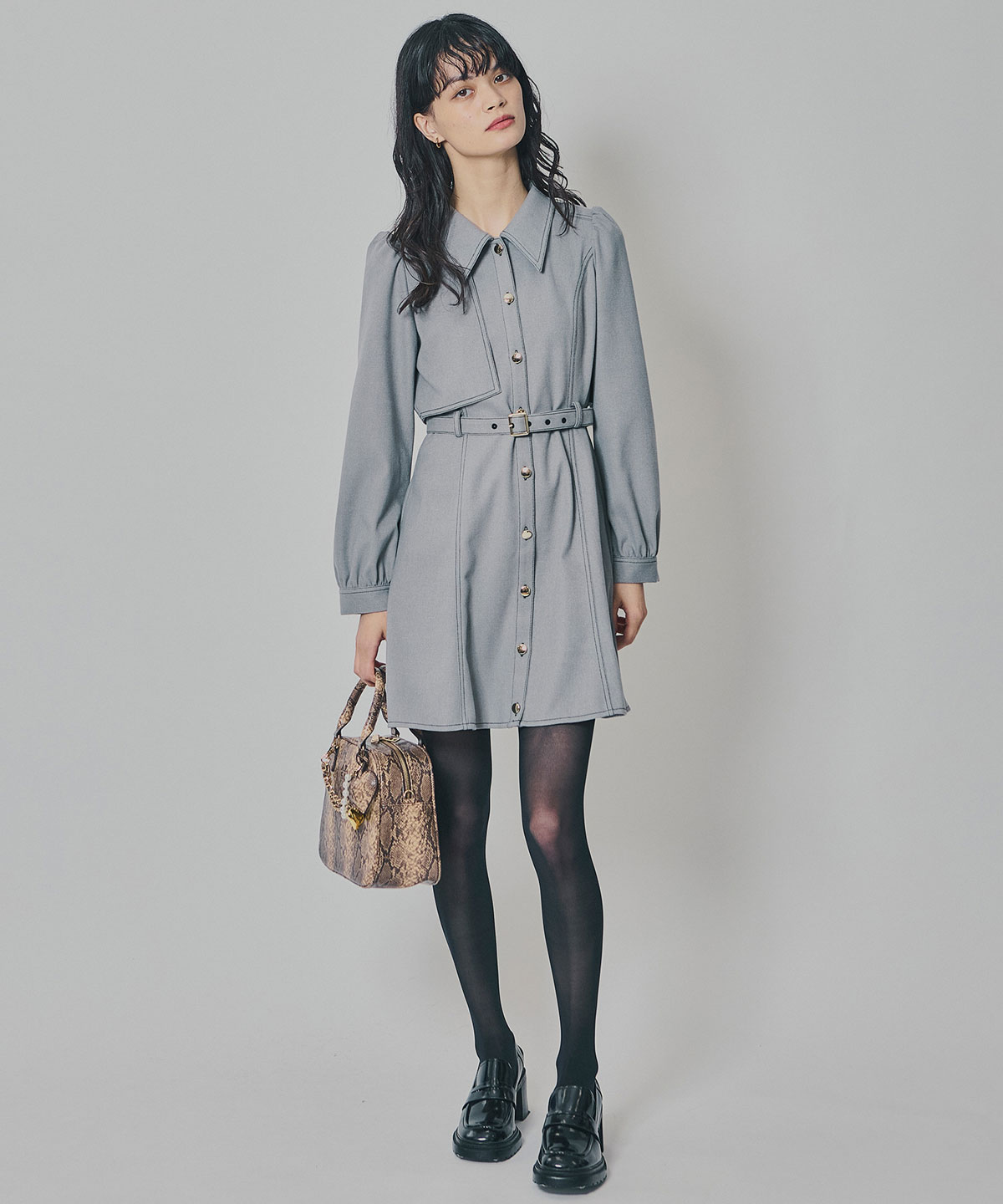 バイカラーステッチラインミニワンピース