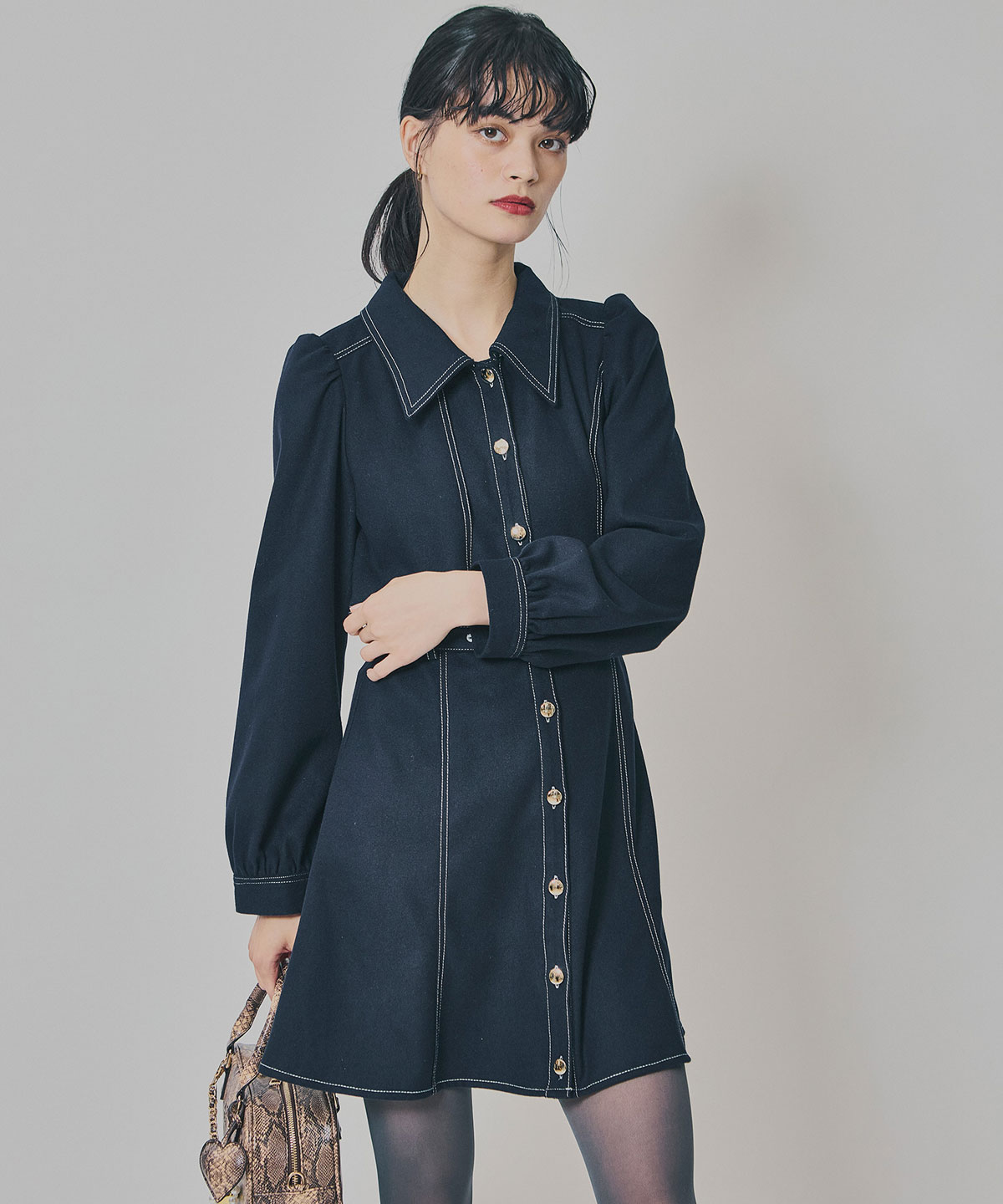 バイカラーステッチラインミニワンピース