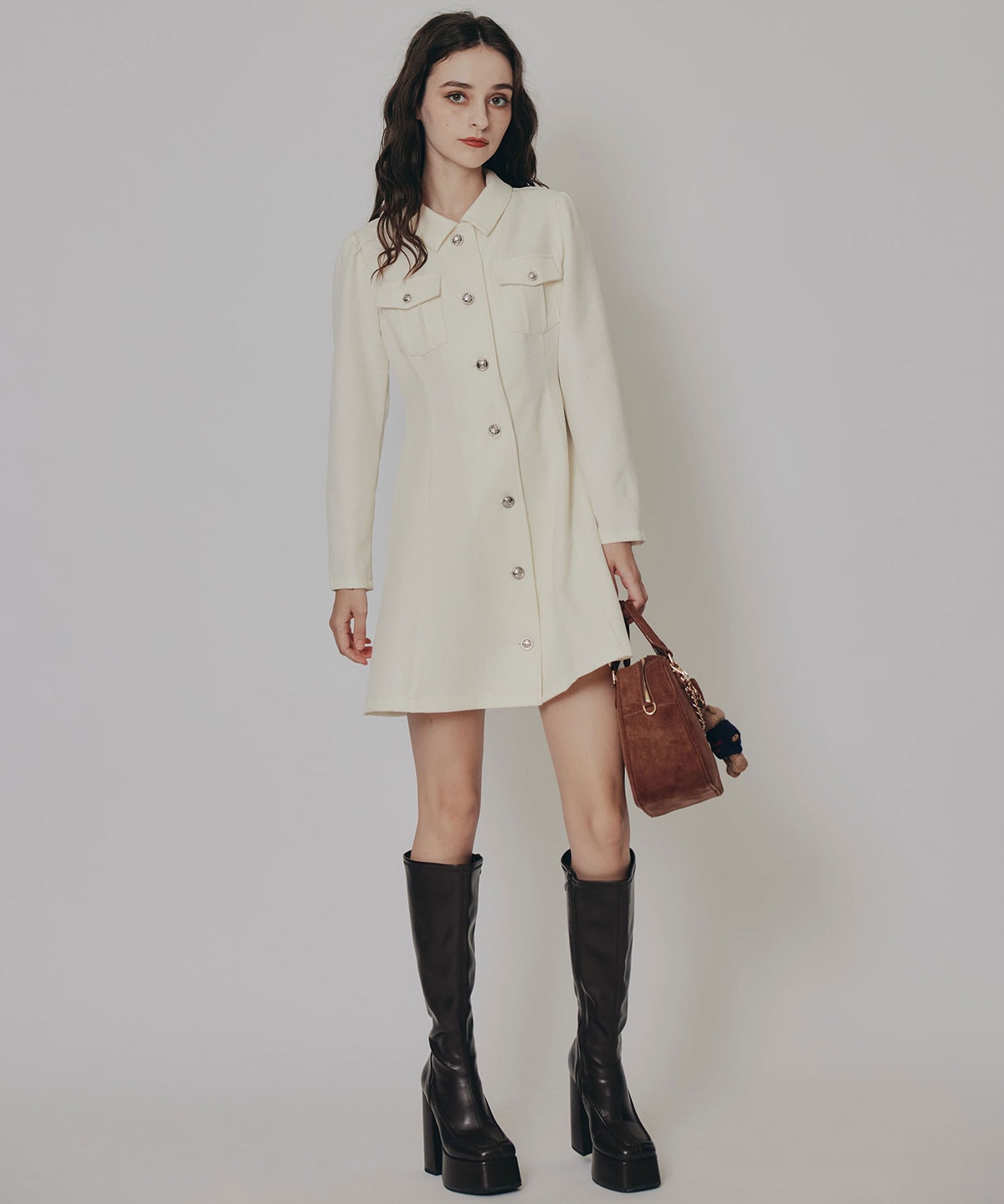 ＲＥＤＢＵＬＬＢＯＲＡワンピースウェア エンブレムボタンマイクロワッフルシャツワンピース(S ホワイト