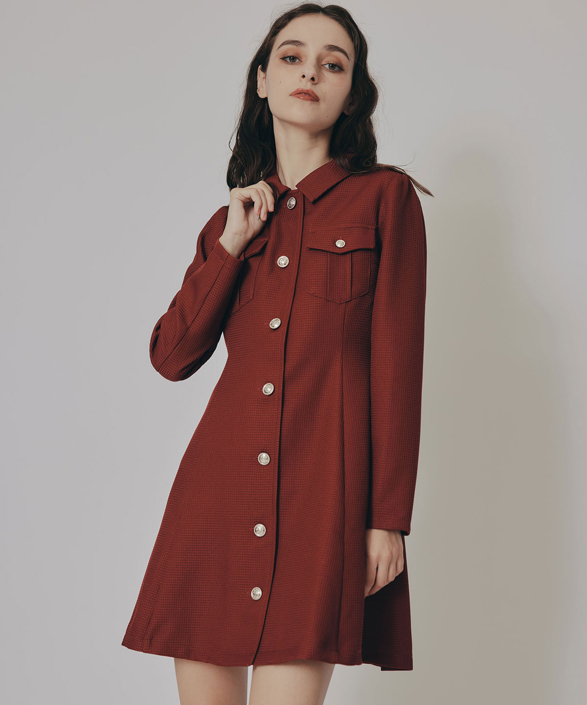 エンブレムボタンマイクロワッフルシャツワンピース