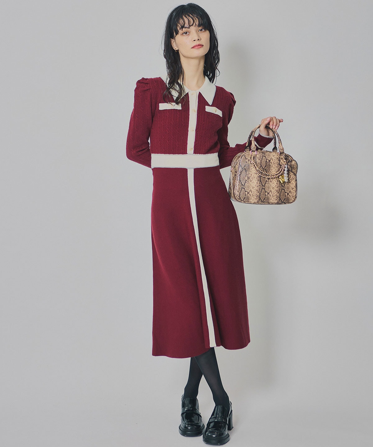 マルチケーブルバイカラーニットワンピース