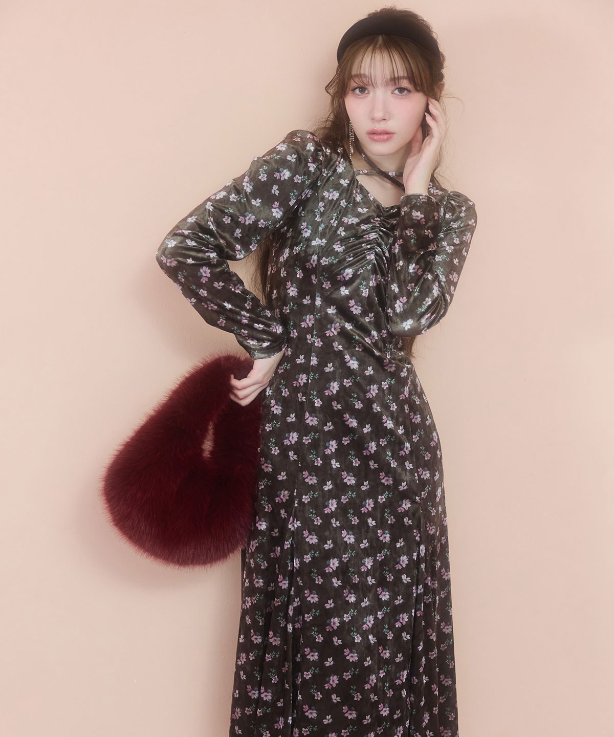 クロスリボンフラワーベロアロングワンピース