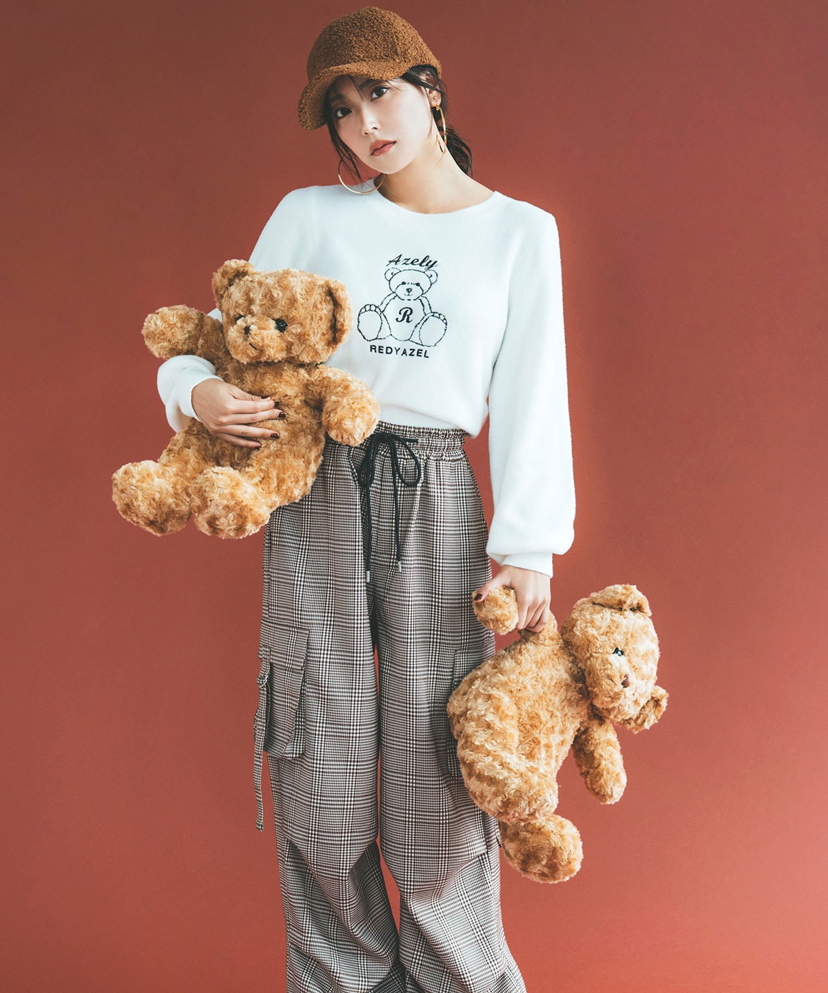 Azelyフラッフィニットプルオーバー