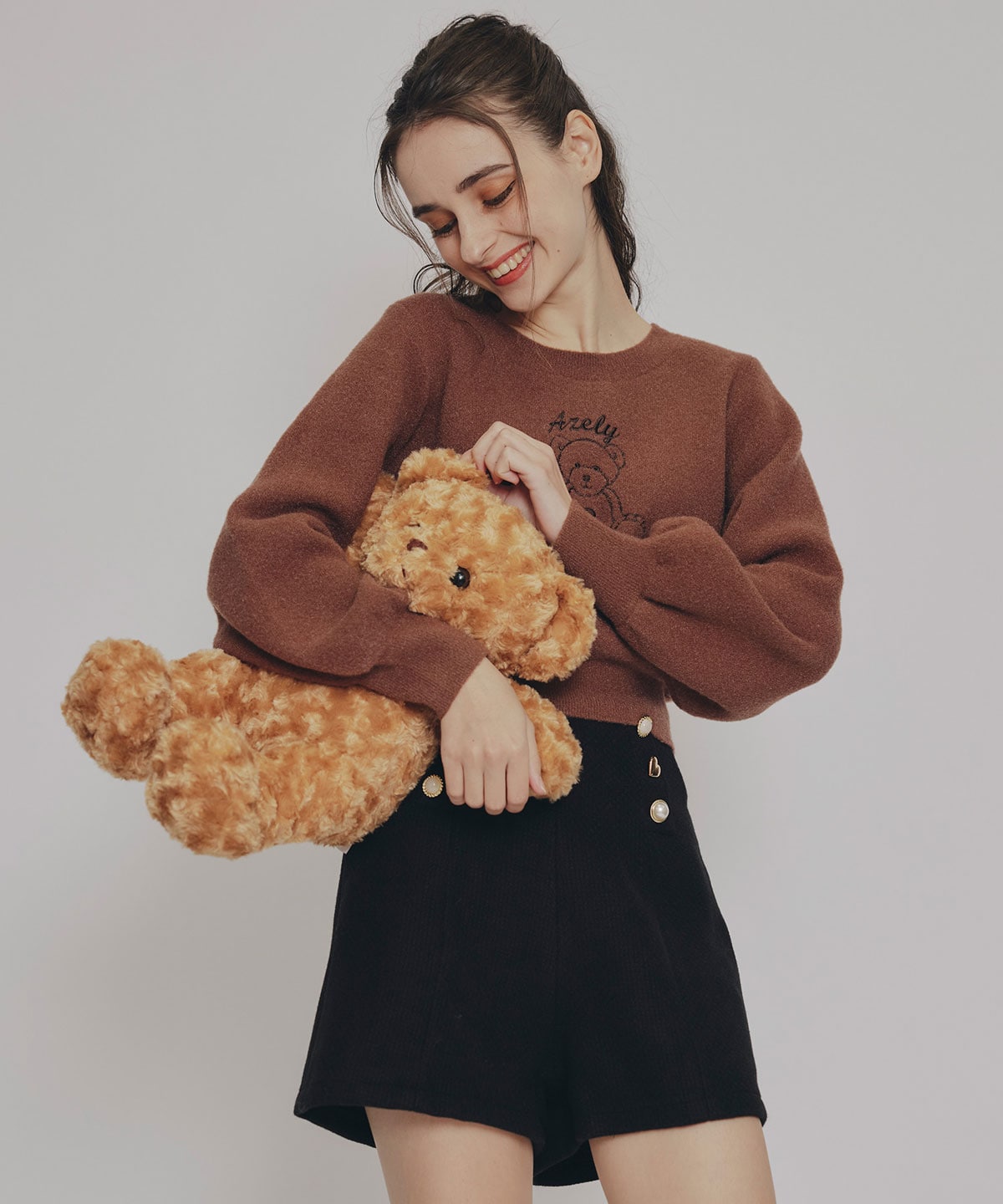 Azelyフラッフィニットプルオーバー