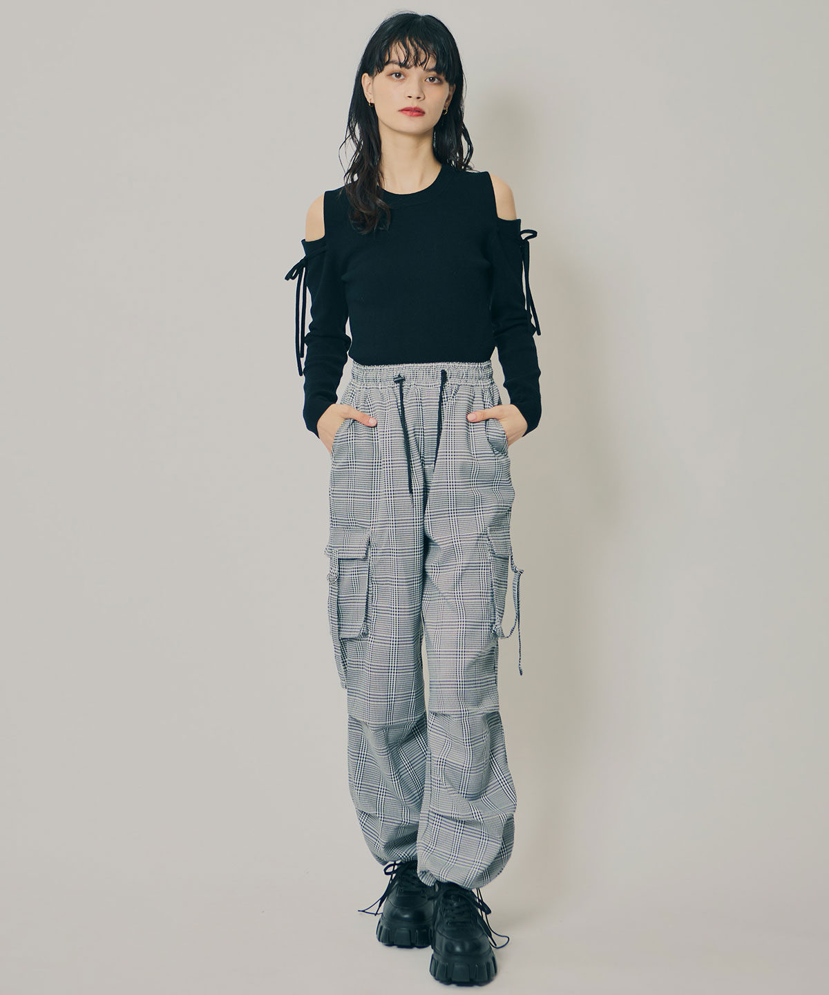 リボンオフショルダーニットトップス