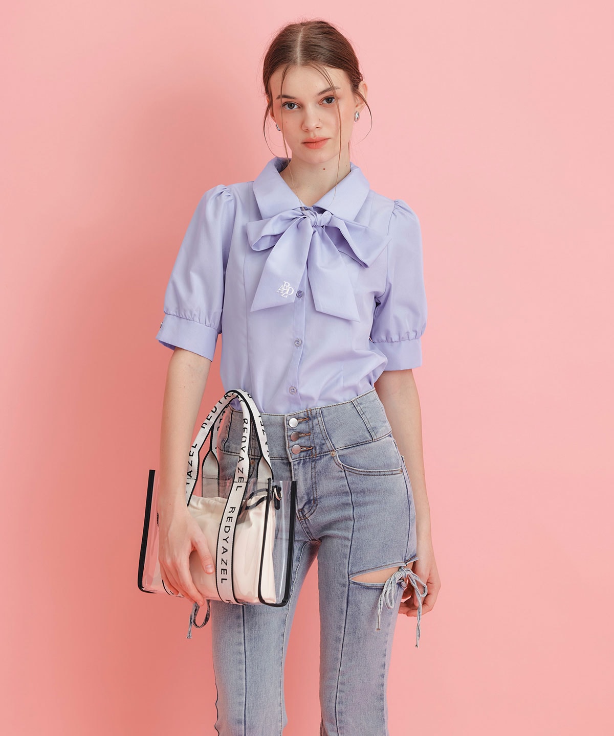 ロゴリボンパフスリーブブラウス