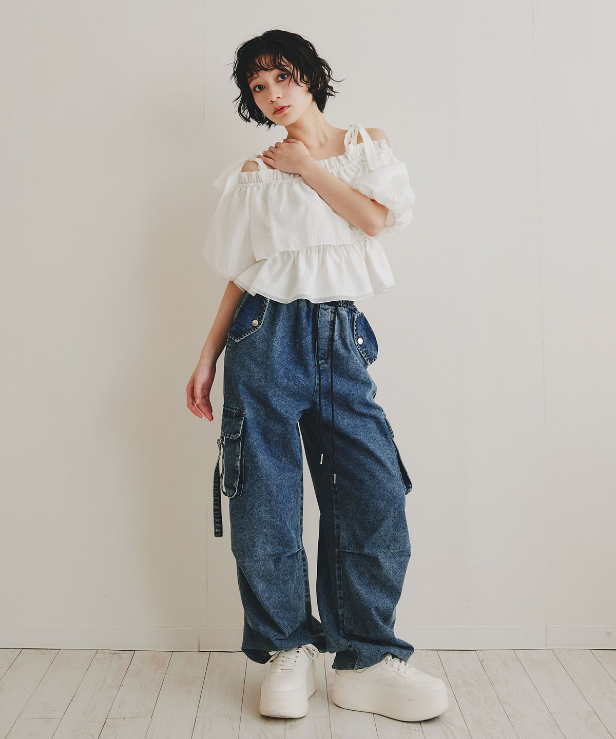 ショルダーリボンフリルオフショルブラウス