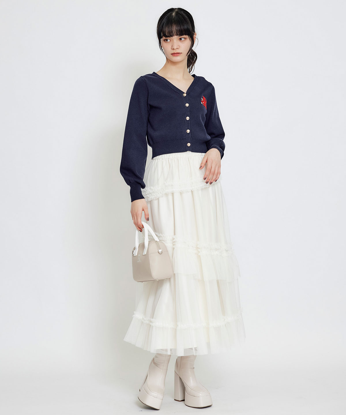 ソフトチュールフリルロングスカート