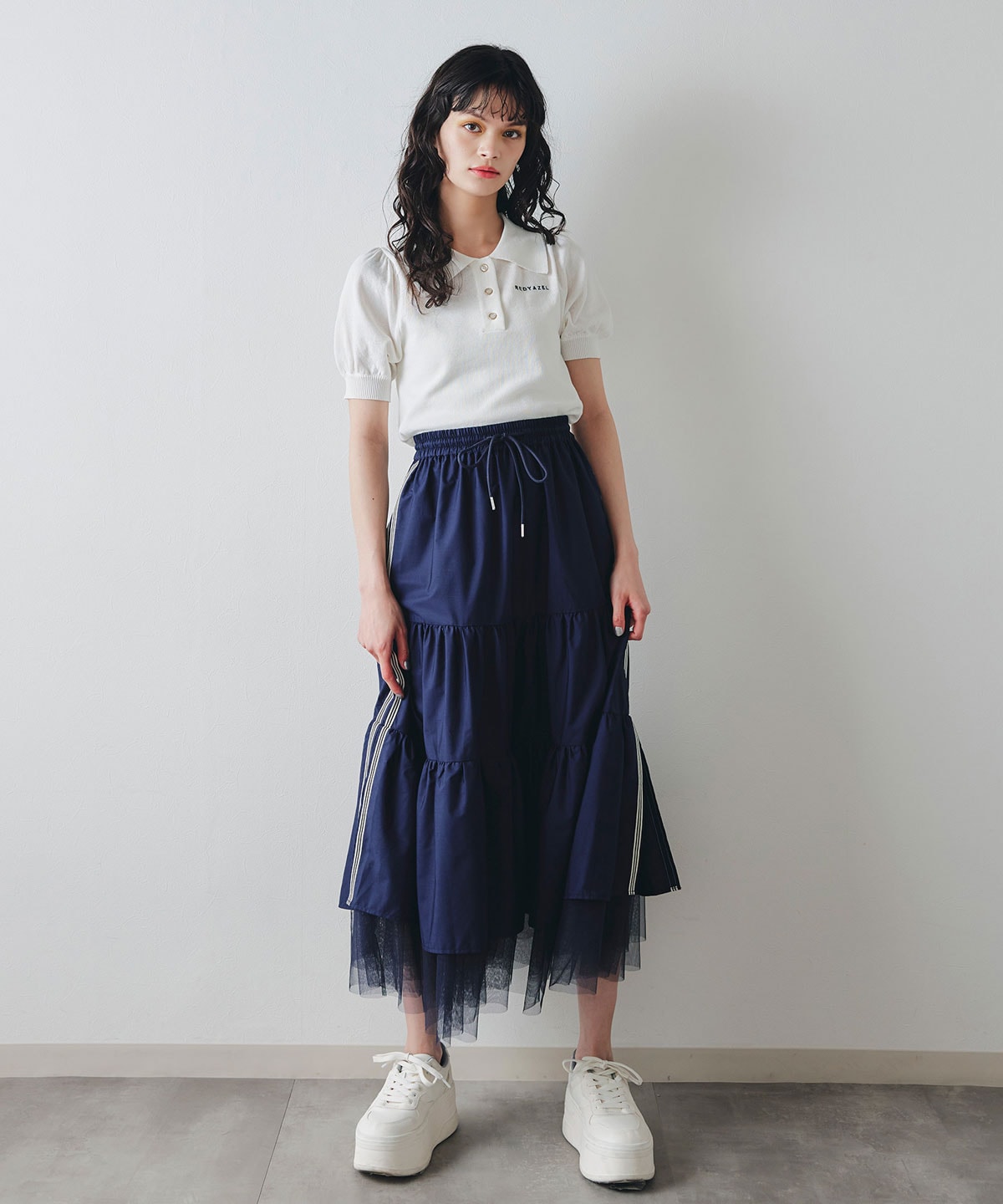 チュールレイヤードラインフレアロングスカート