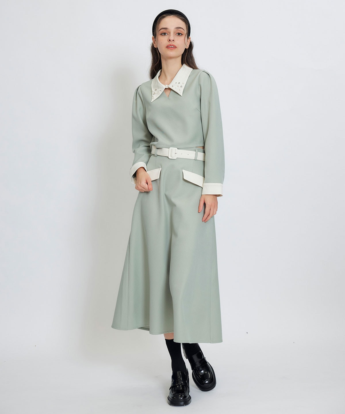 ビジューカラーコンパクトブラウス×バイカラーロングフレアスカートセットアップ