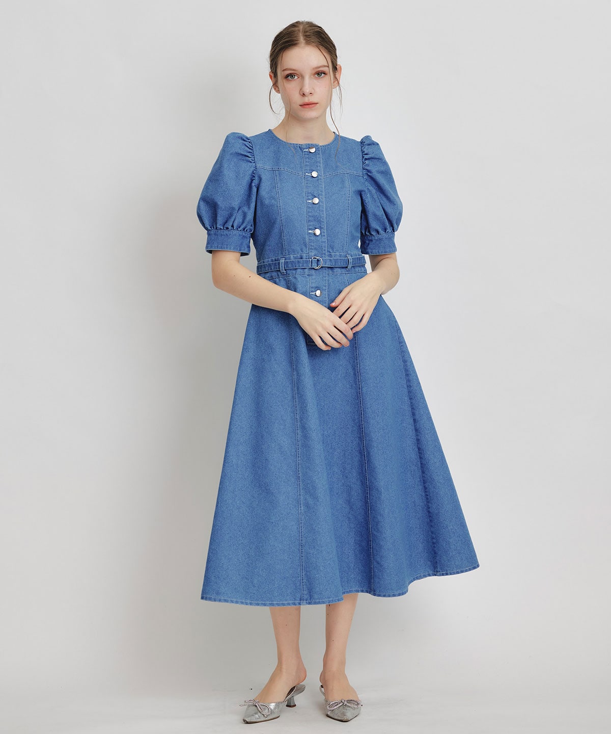 ノーカラーデニムパフフレアロングワンピース