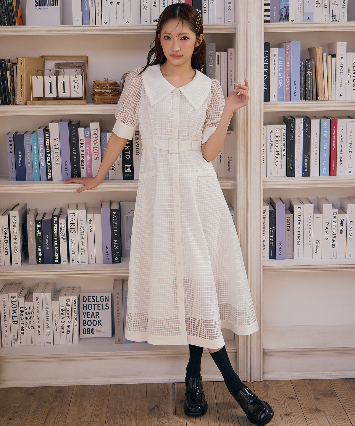 シアーチェックビッグカラーフレアロングワンピース