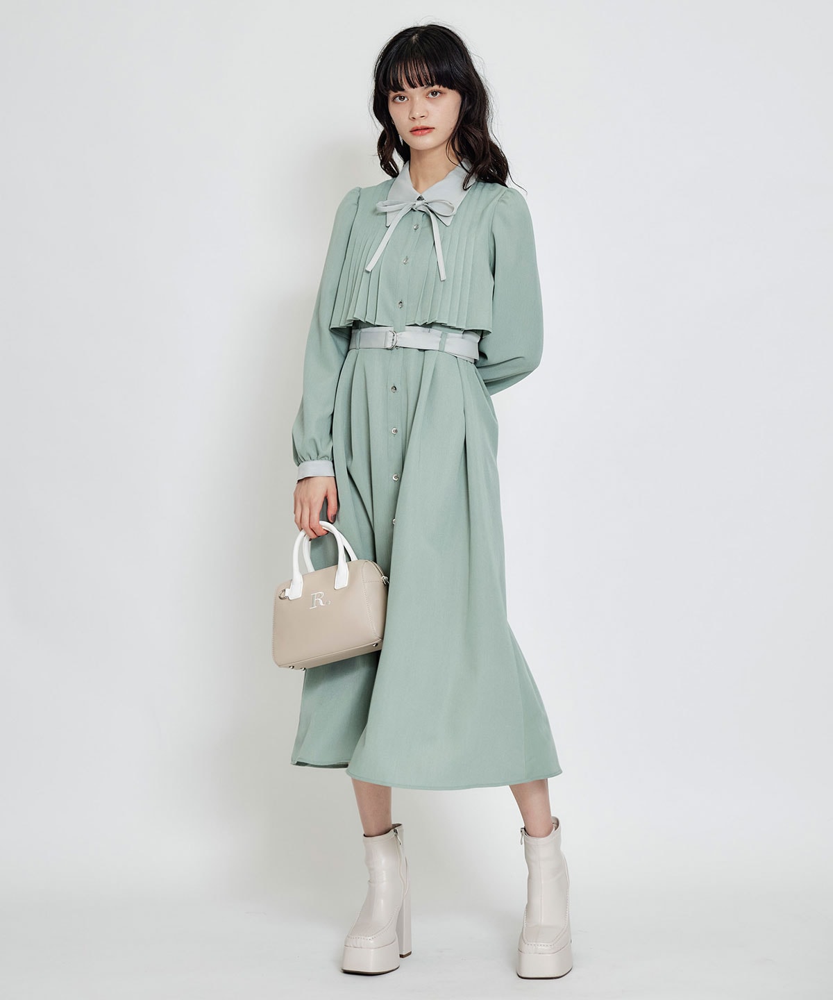 フロントプリーツリボンタイフレアロングワンピース