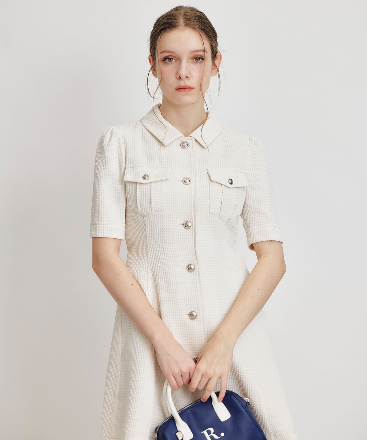 エンブレムボタンワッフルミニシャツワンピース