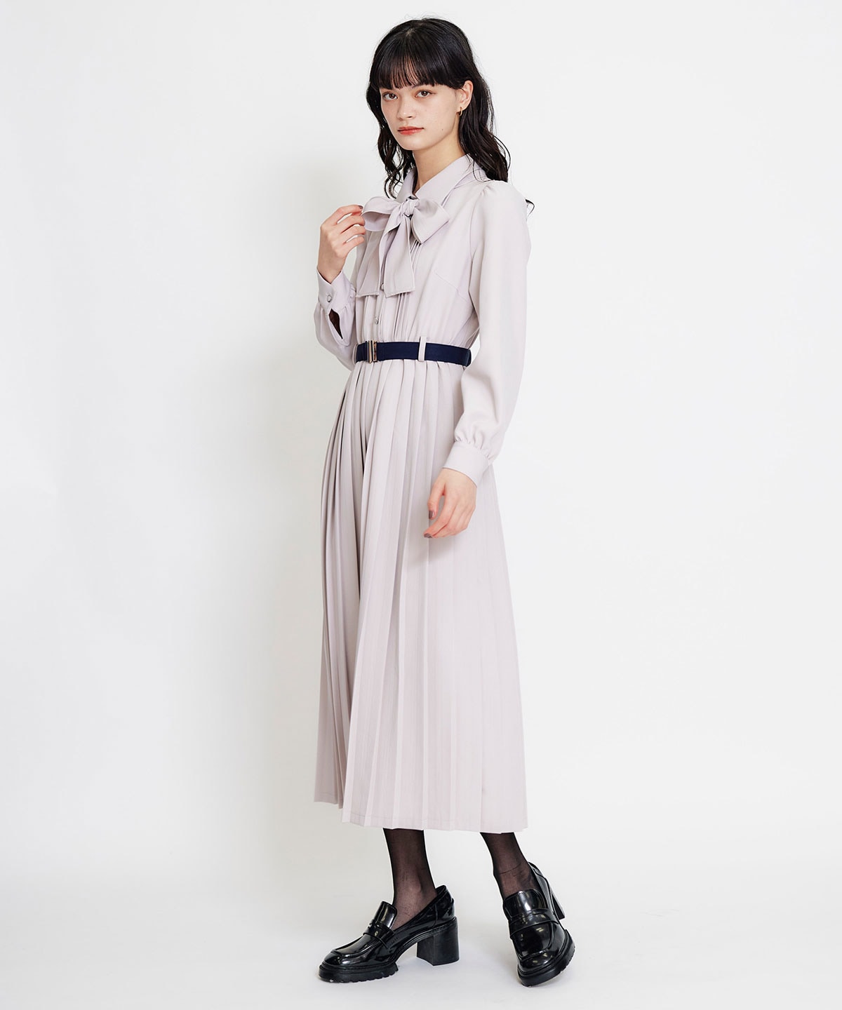 リボンタイプリーツロングシャツワンピース