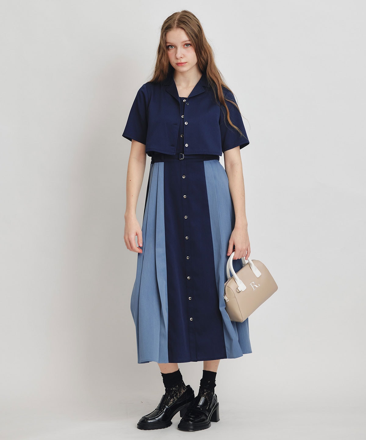 レイヤードサイドプリーツバイカラーロングワンピース